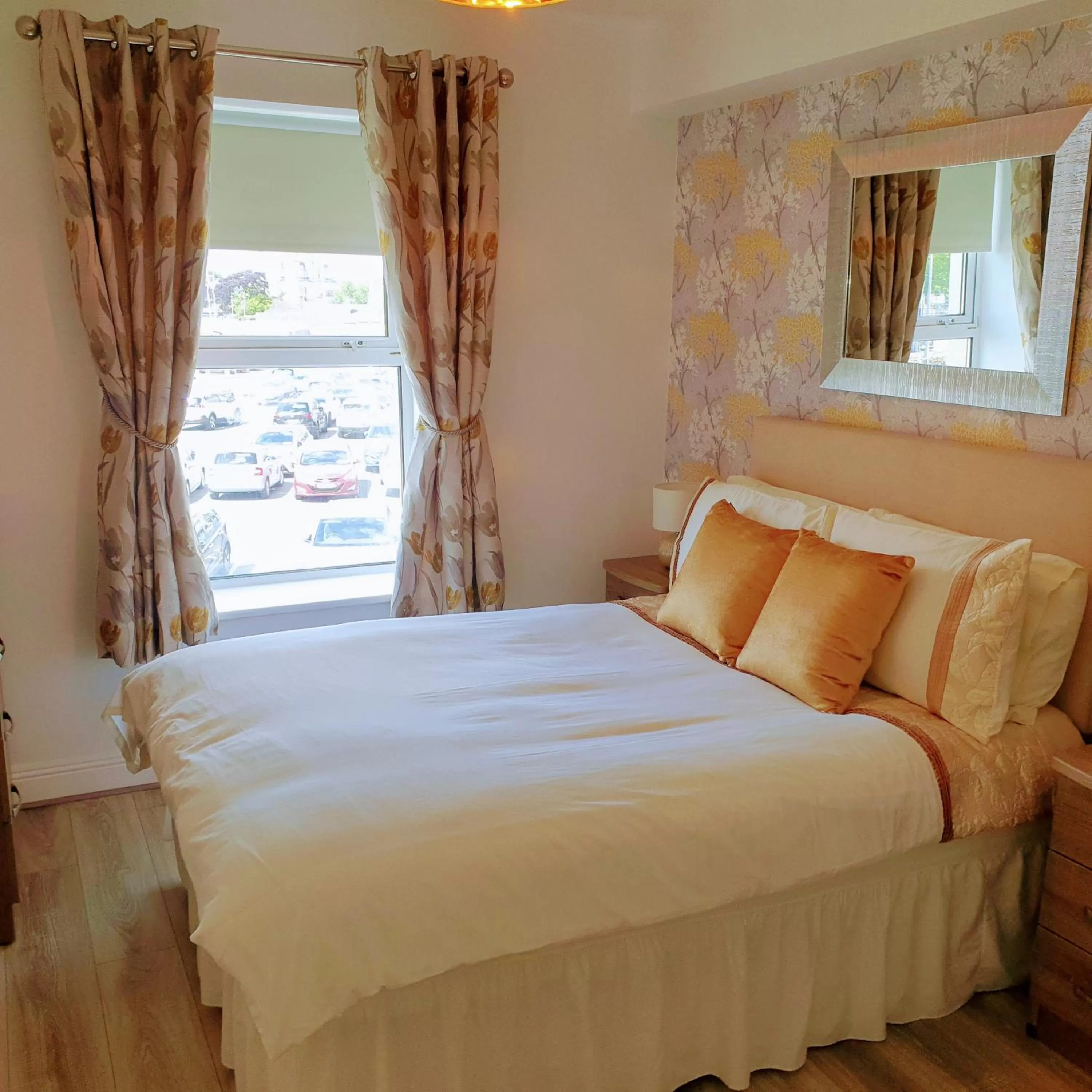 Bedroom, Bed in Arch House B&B & Apartments