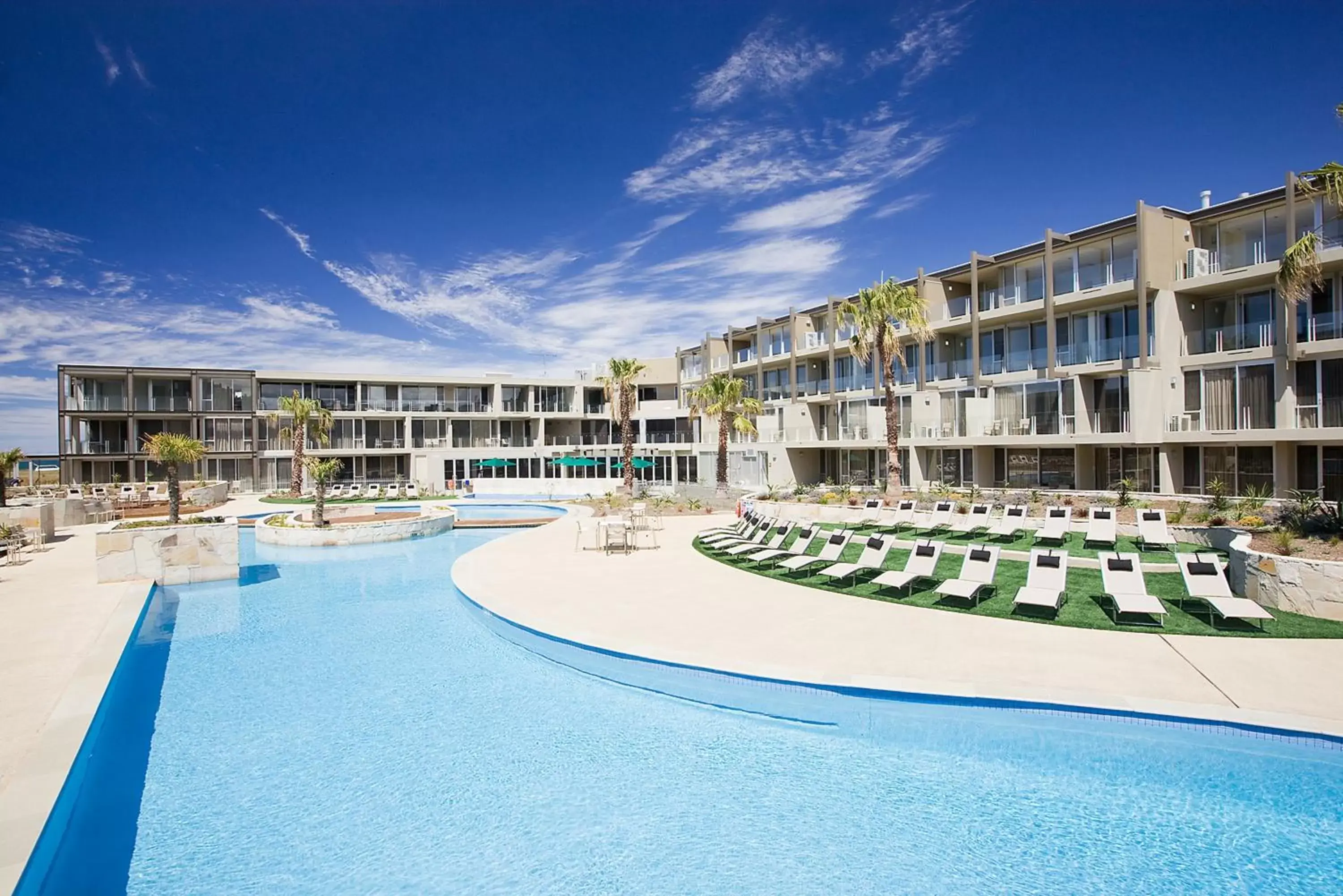 Swimming Pool in Wyndham Resort Torquay