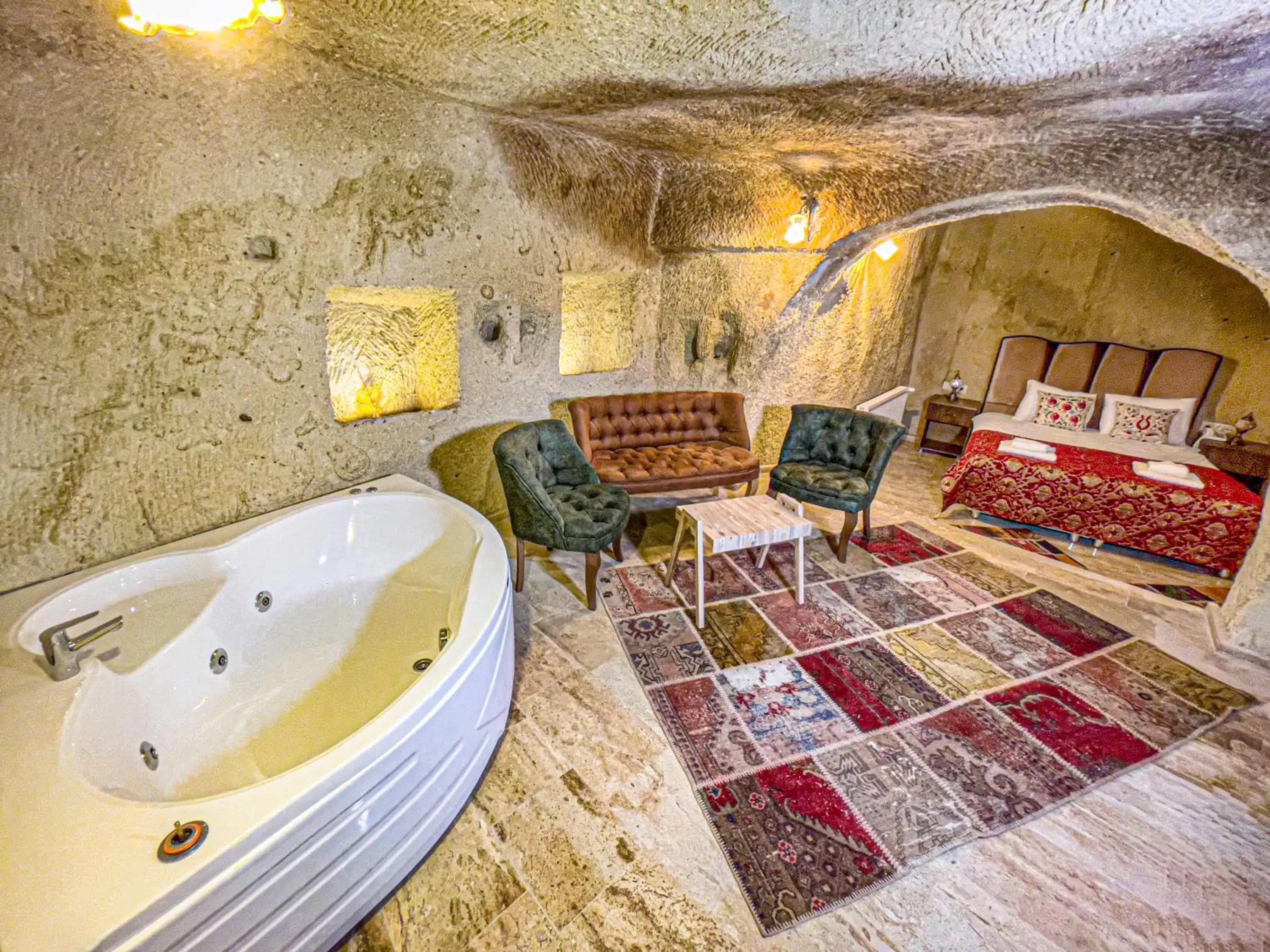 Heritage Cave Suites