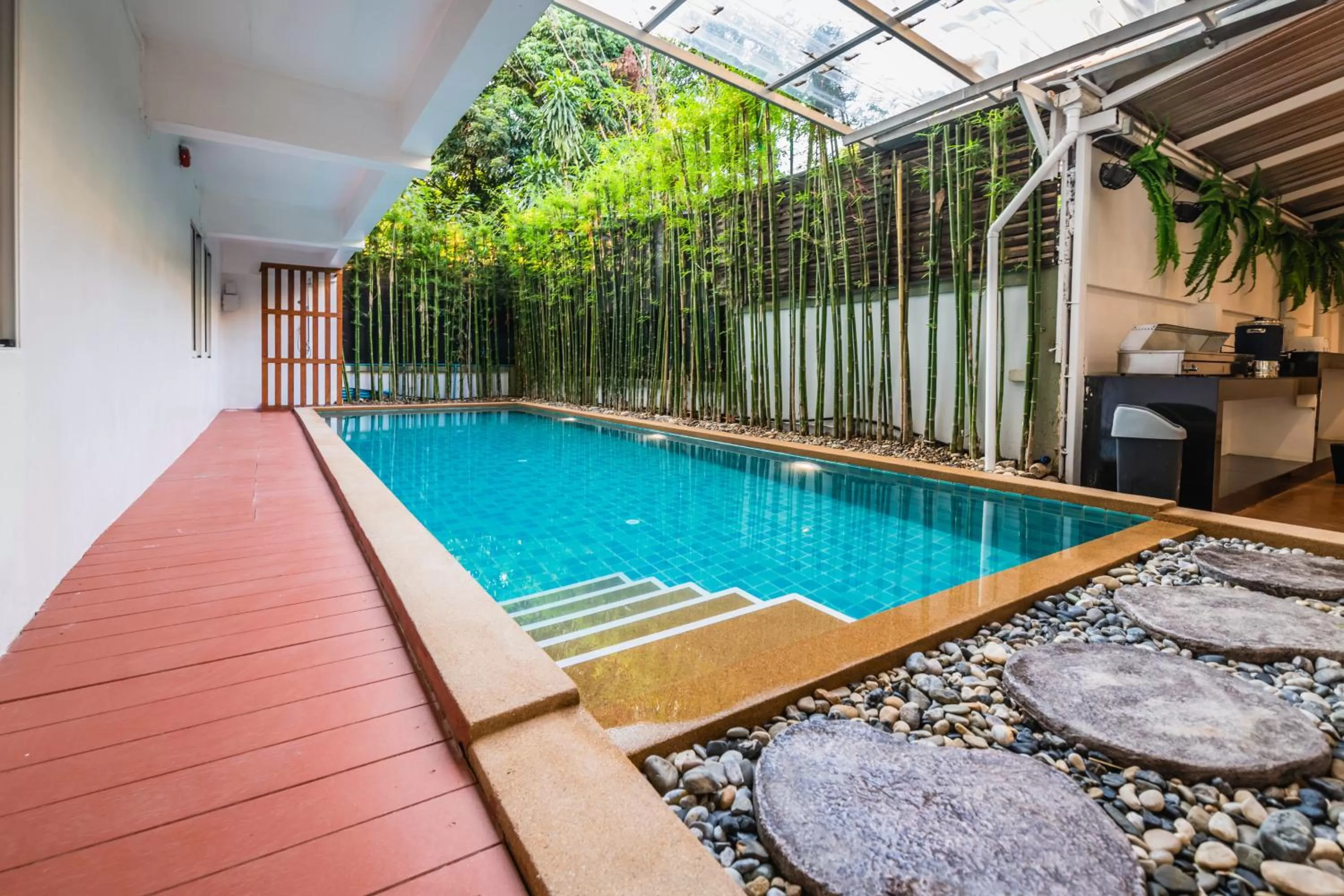 Swimming Pool in Your Space Hotel Prasingh