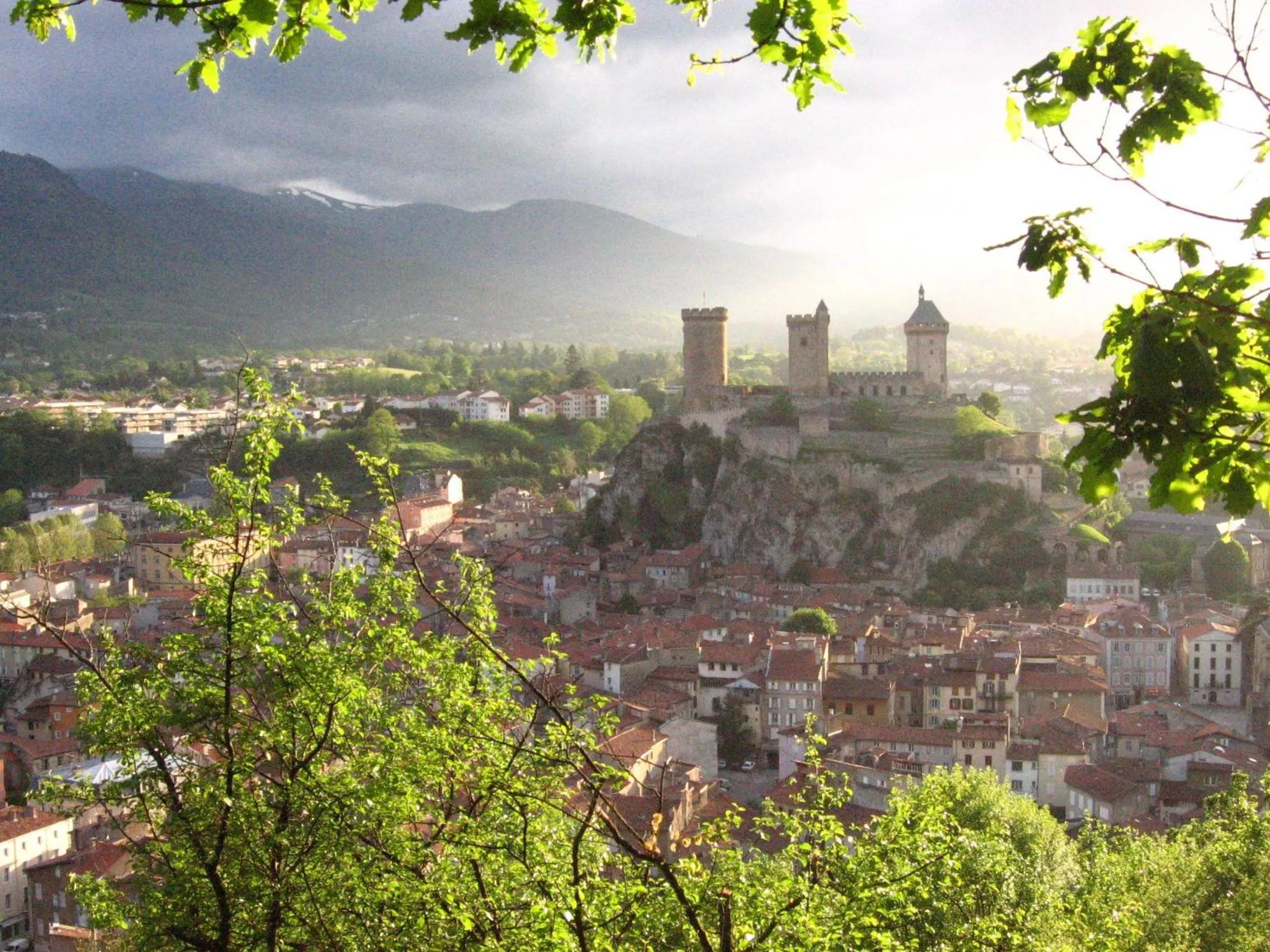 Nearby landmark in Hôtel Le Lons