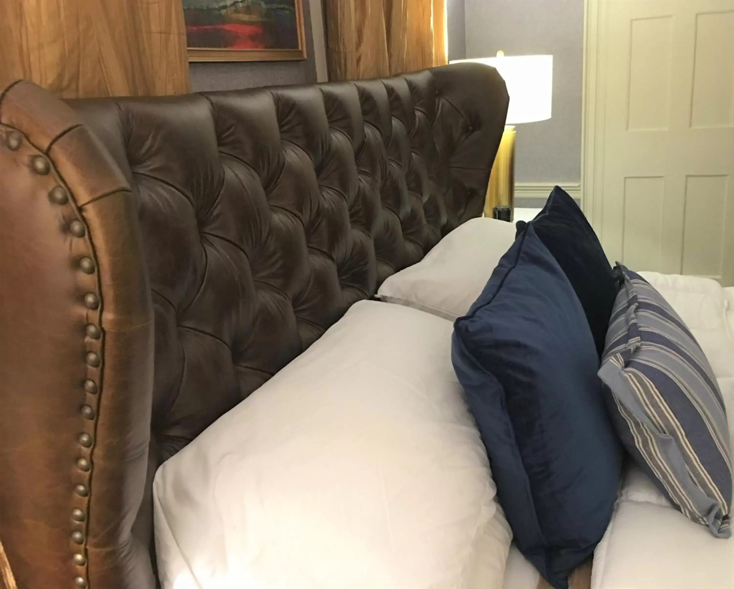 Bed in Center Lovell Inn