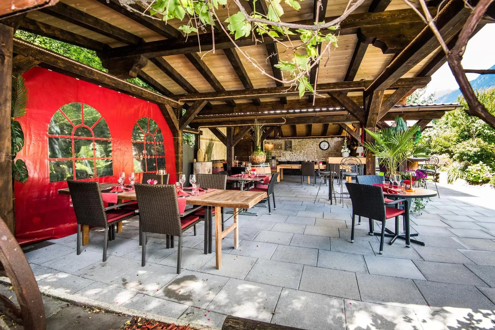 Patio in Rêves Gourmands, Hôtellerie & Gastronomie