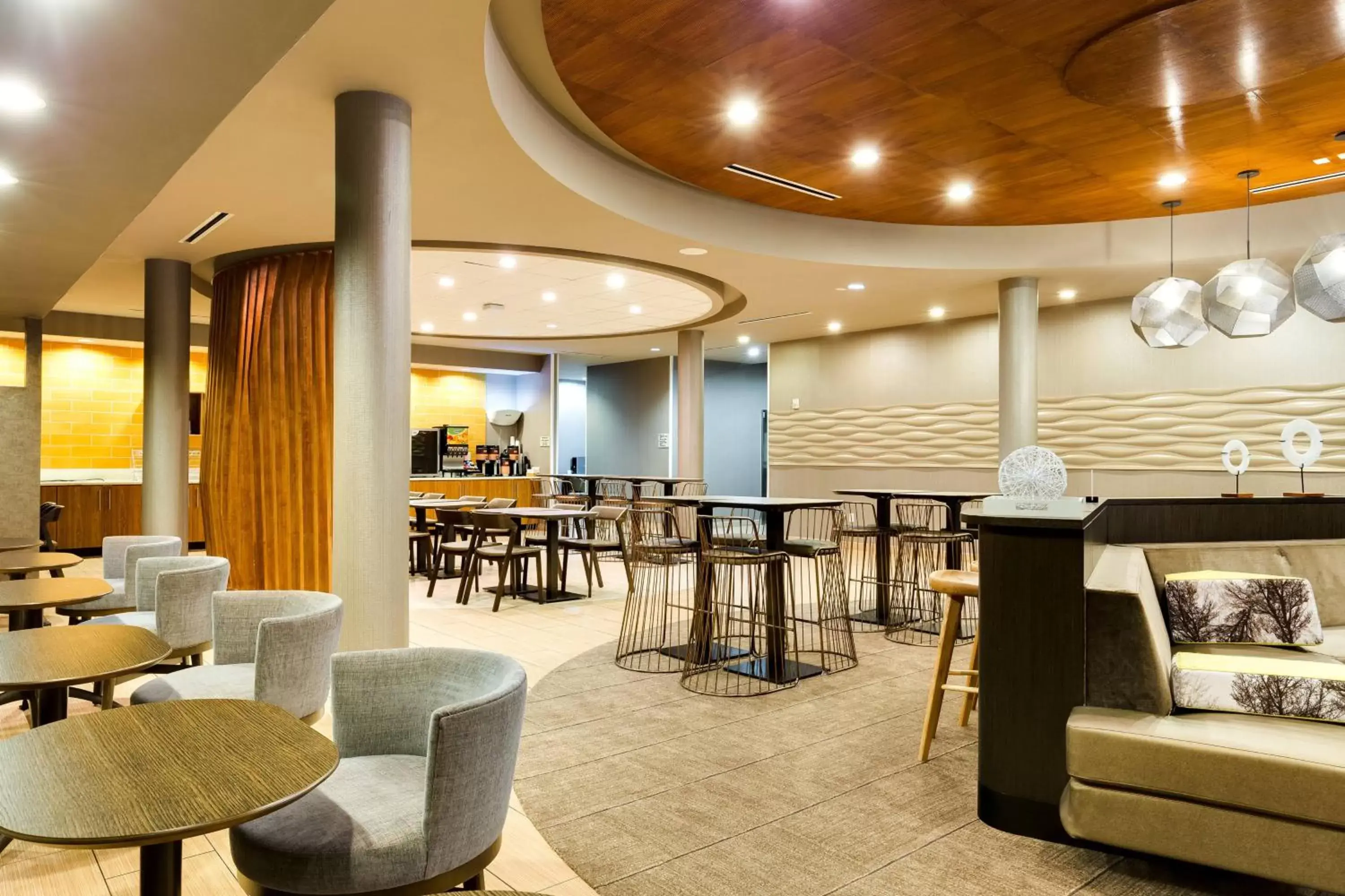 Lobby or reception, Restaurant/Places to Eat in SpringHill Suites McAllen