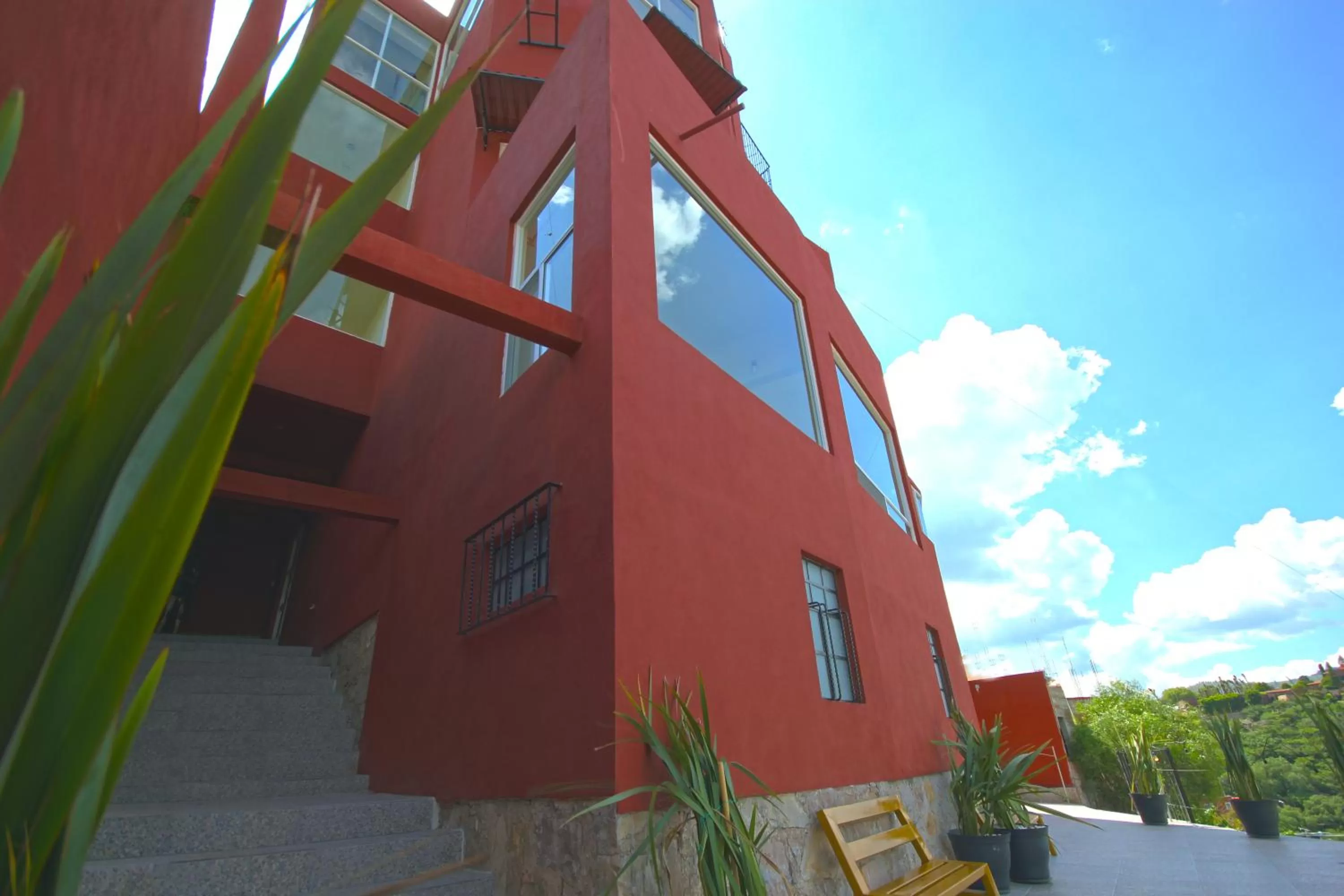 Facade/entrance in La Vista