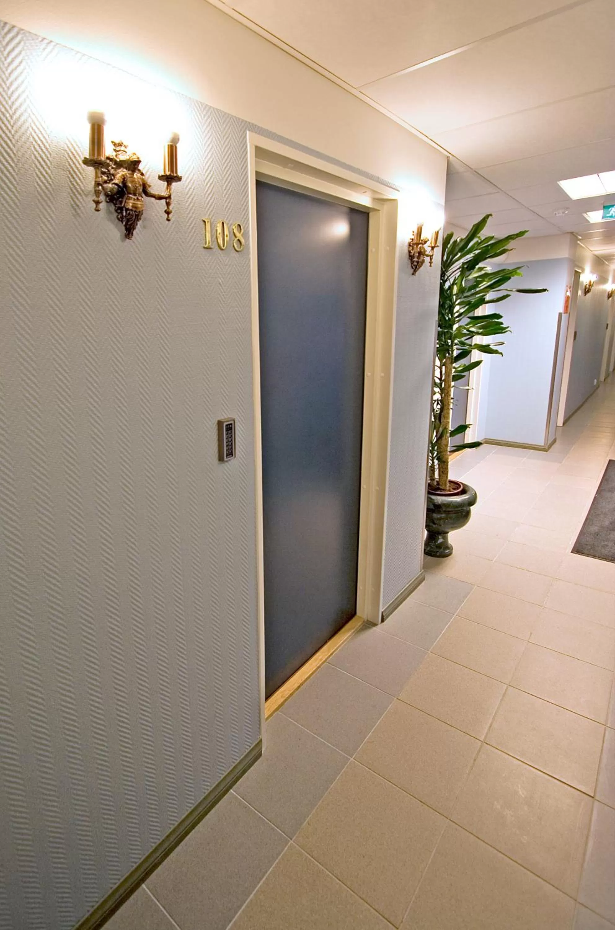 Decorative detail in Mango Hotel