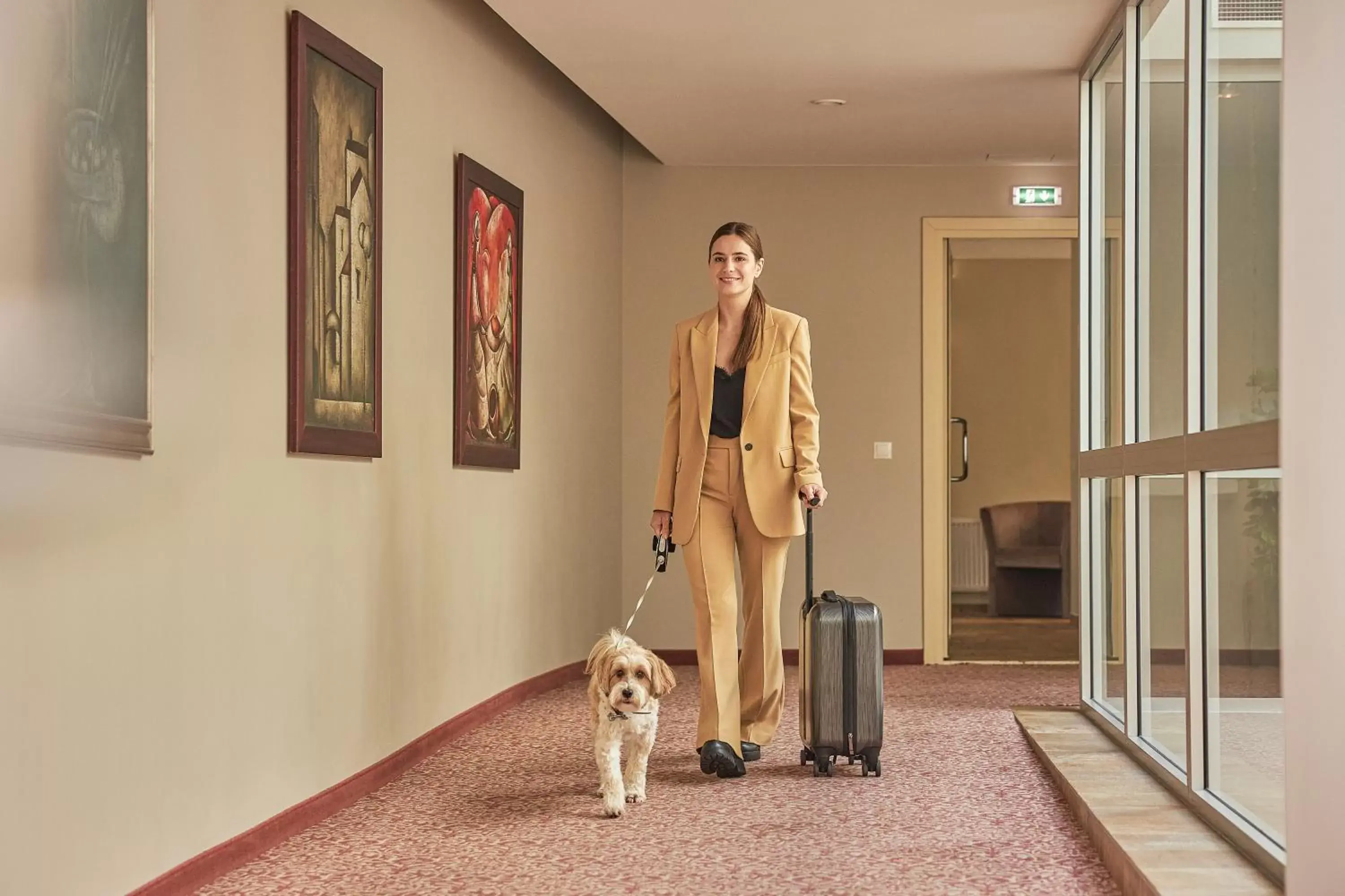 Lobby or reception, Pets in Ratonda Centrum Hotels