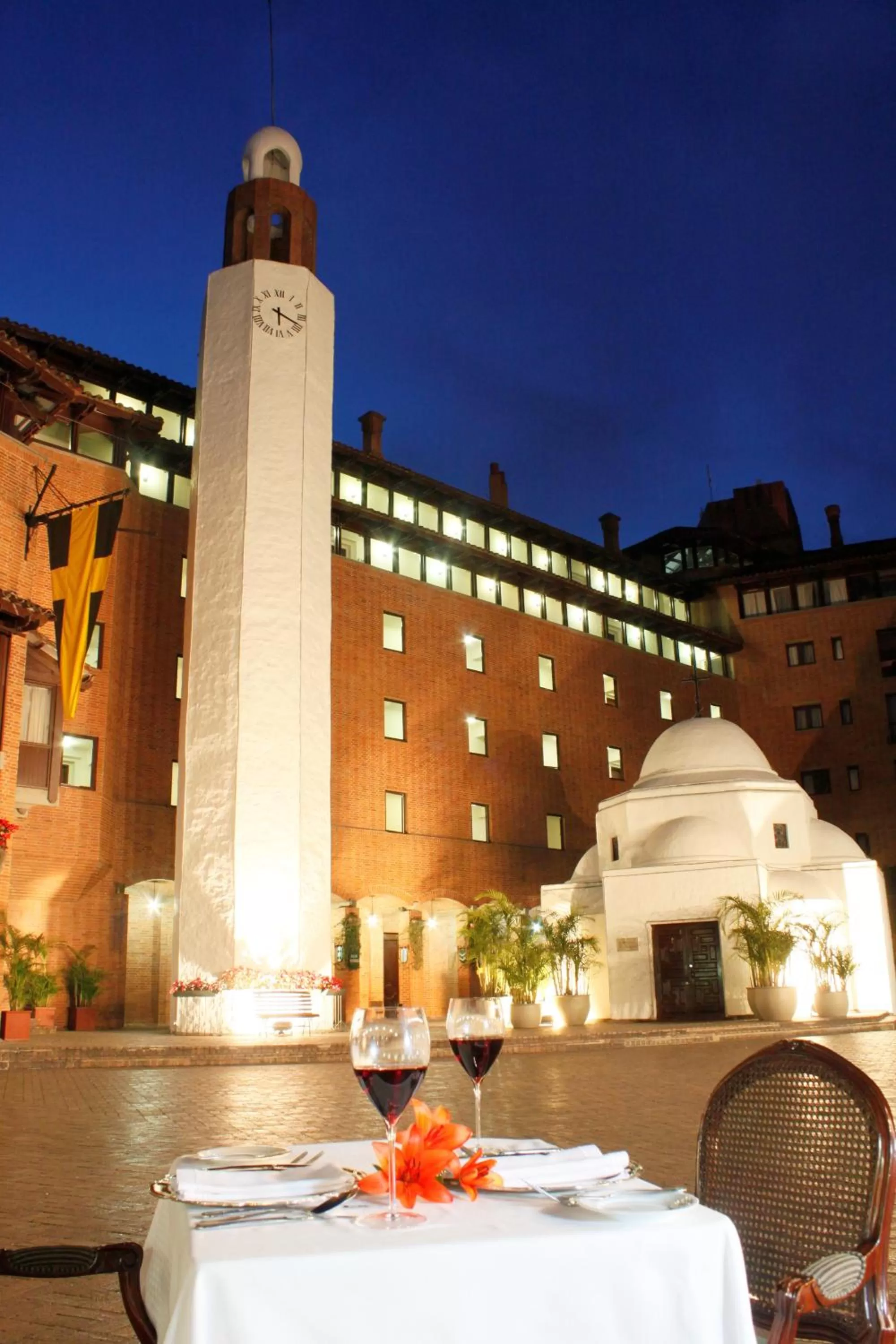 Facade/entrance in Estelar Apartamentos Bogotá - La Fontana