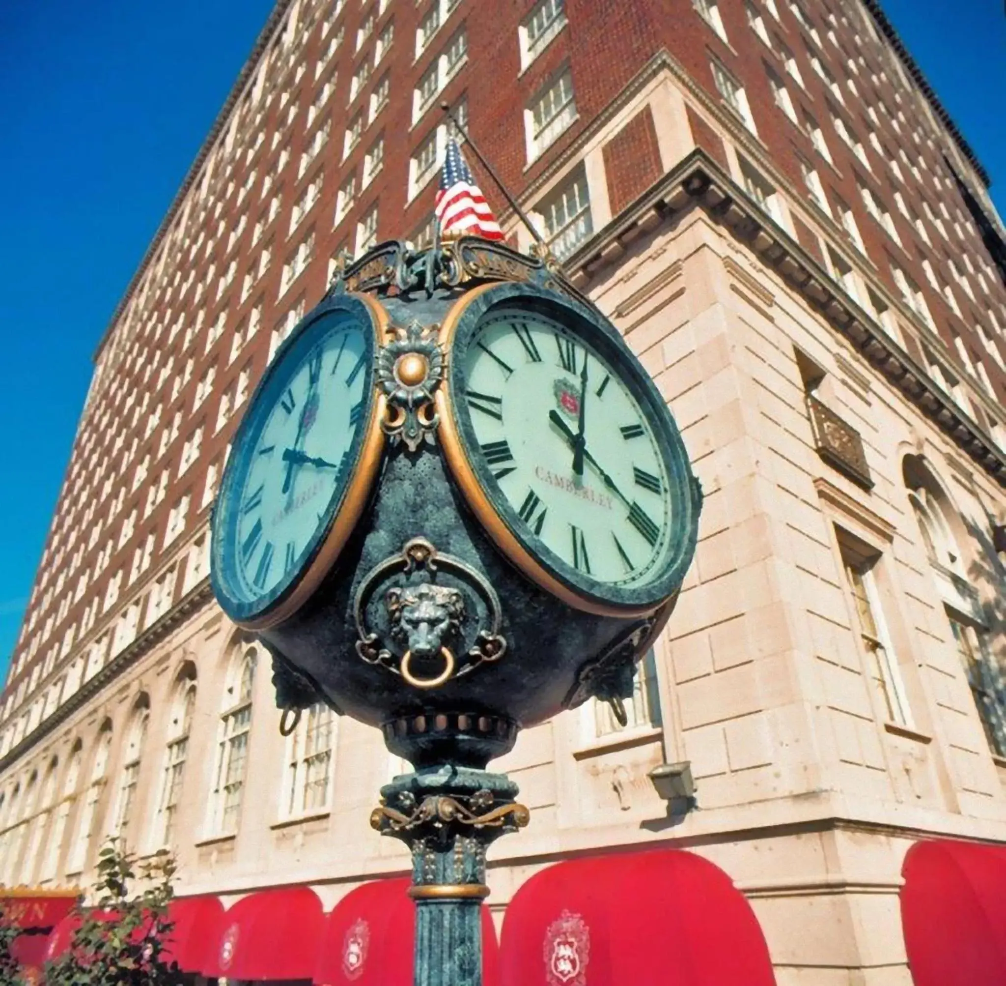 Facade/entrance in The Brown Hotel