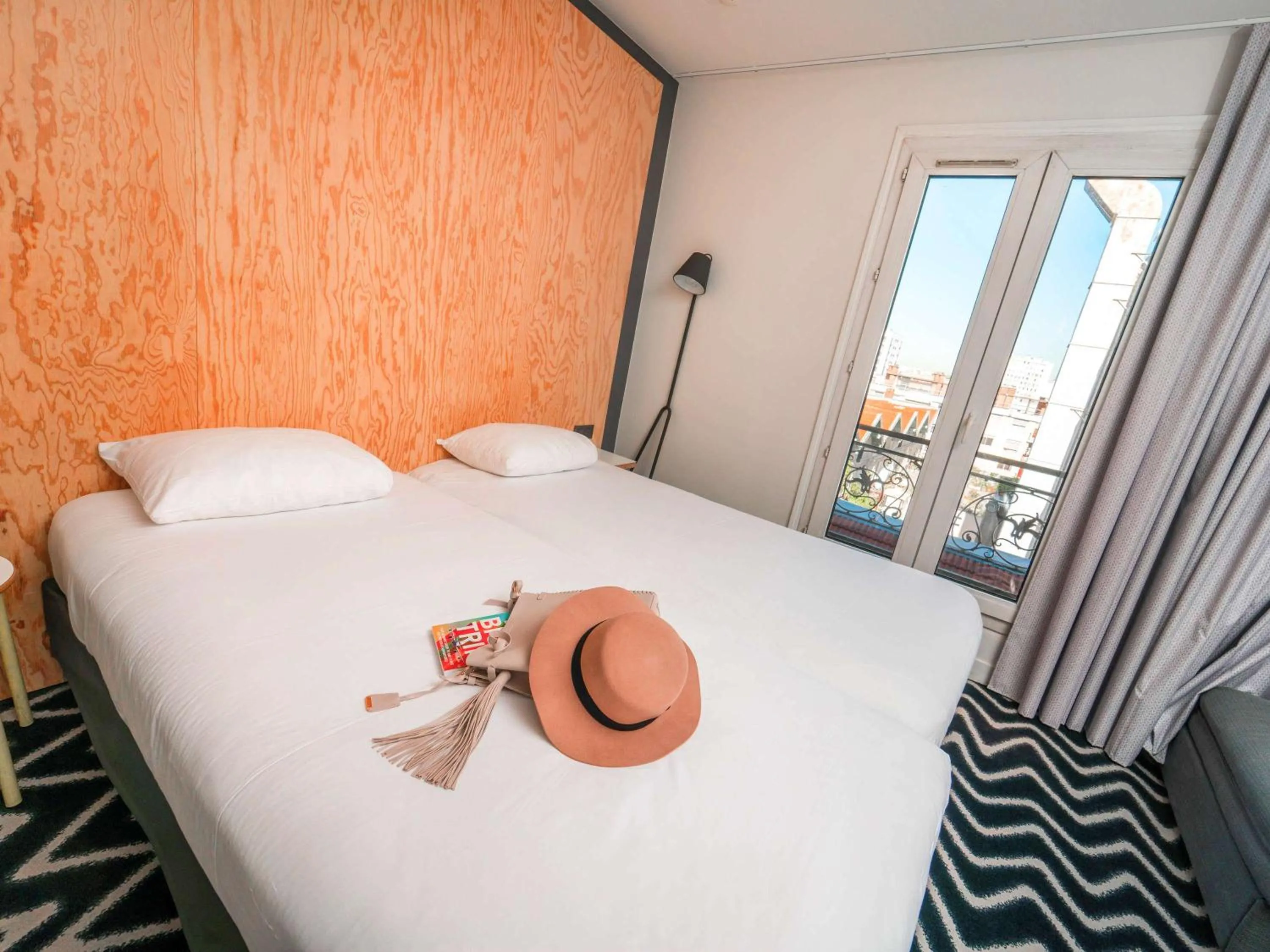 Photo of the whole room, Bed in Ibis Styles Paris Place d'Italie - Butte Aux Cailles