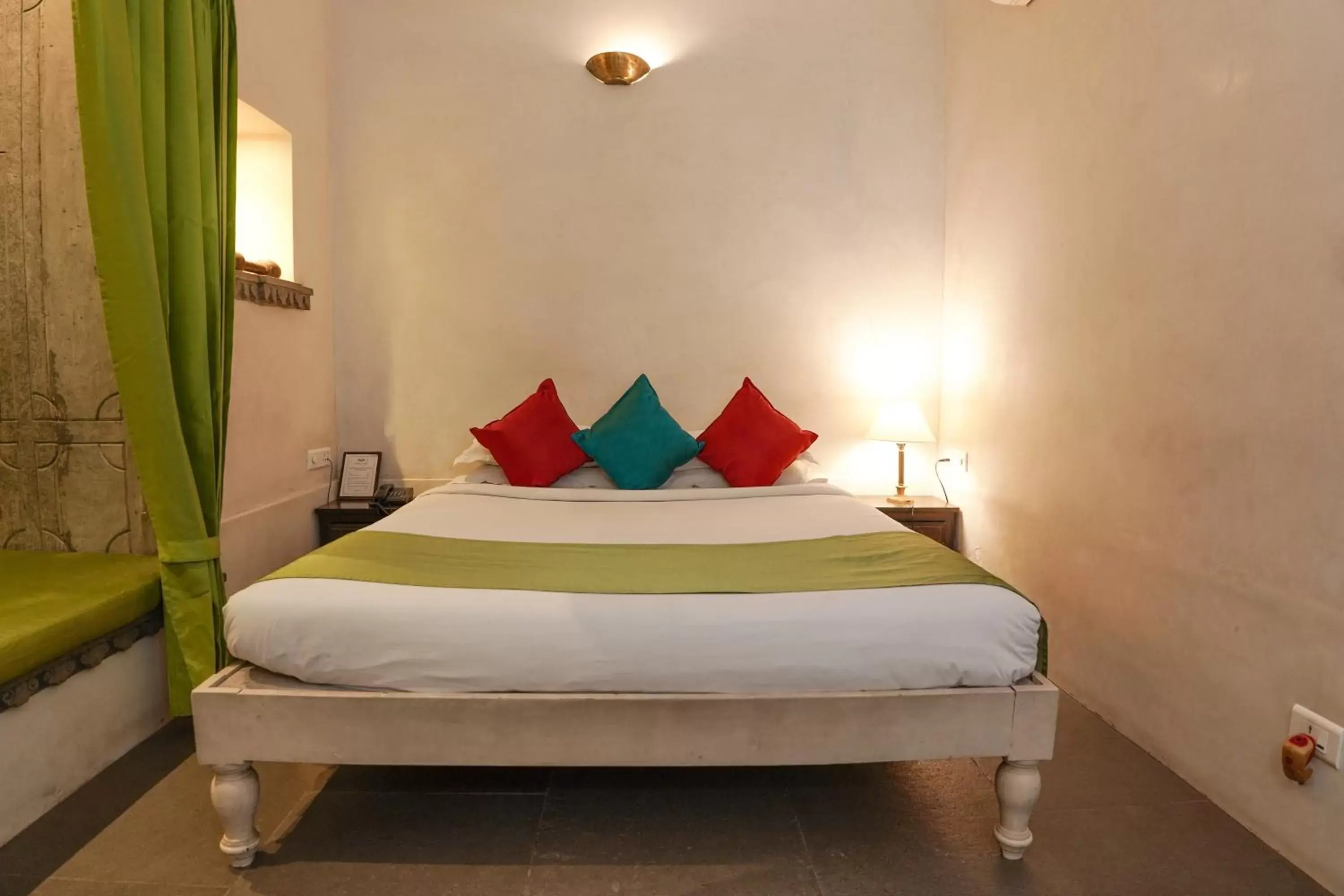 Bed in Madri Haveli