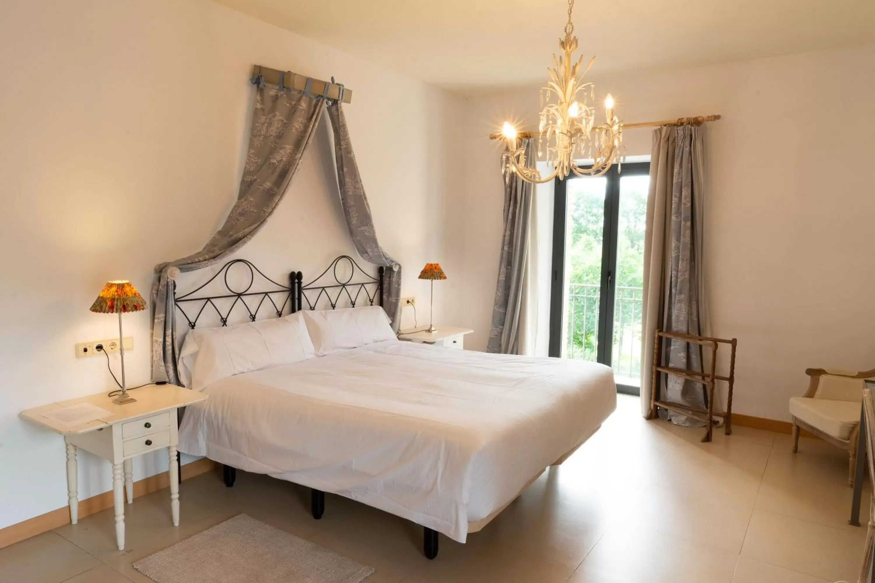 Bedroom, Bed in Hotel Villa Marcilla