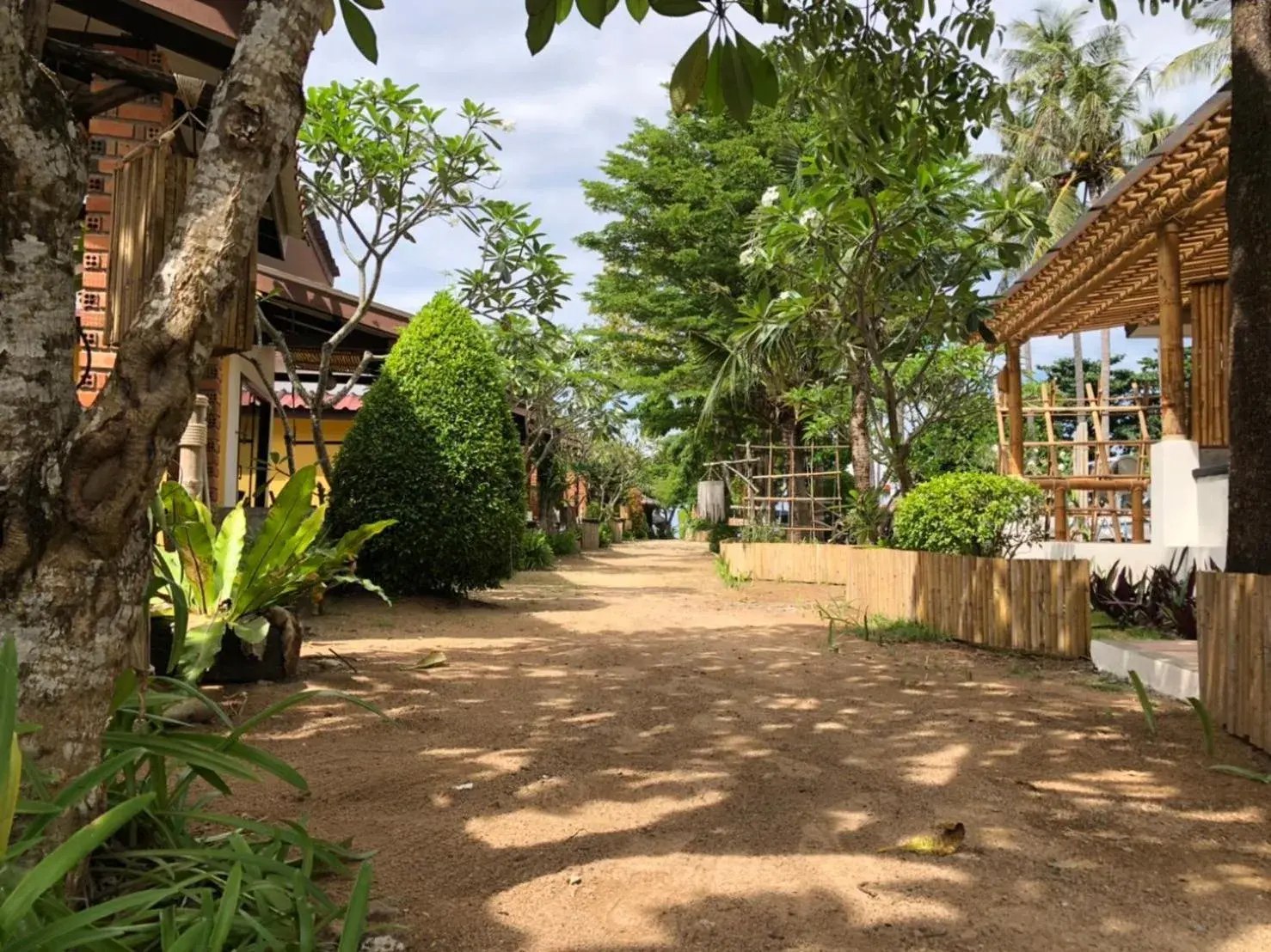 Garden, Property Building in Coco Lanta Resort - SHA Extra Plus