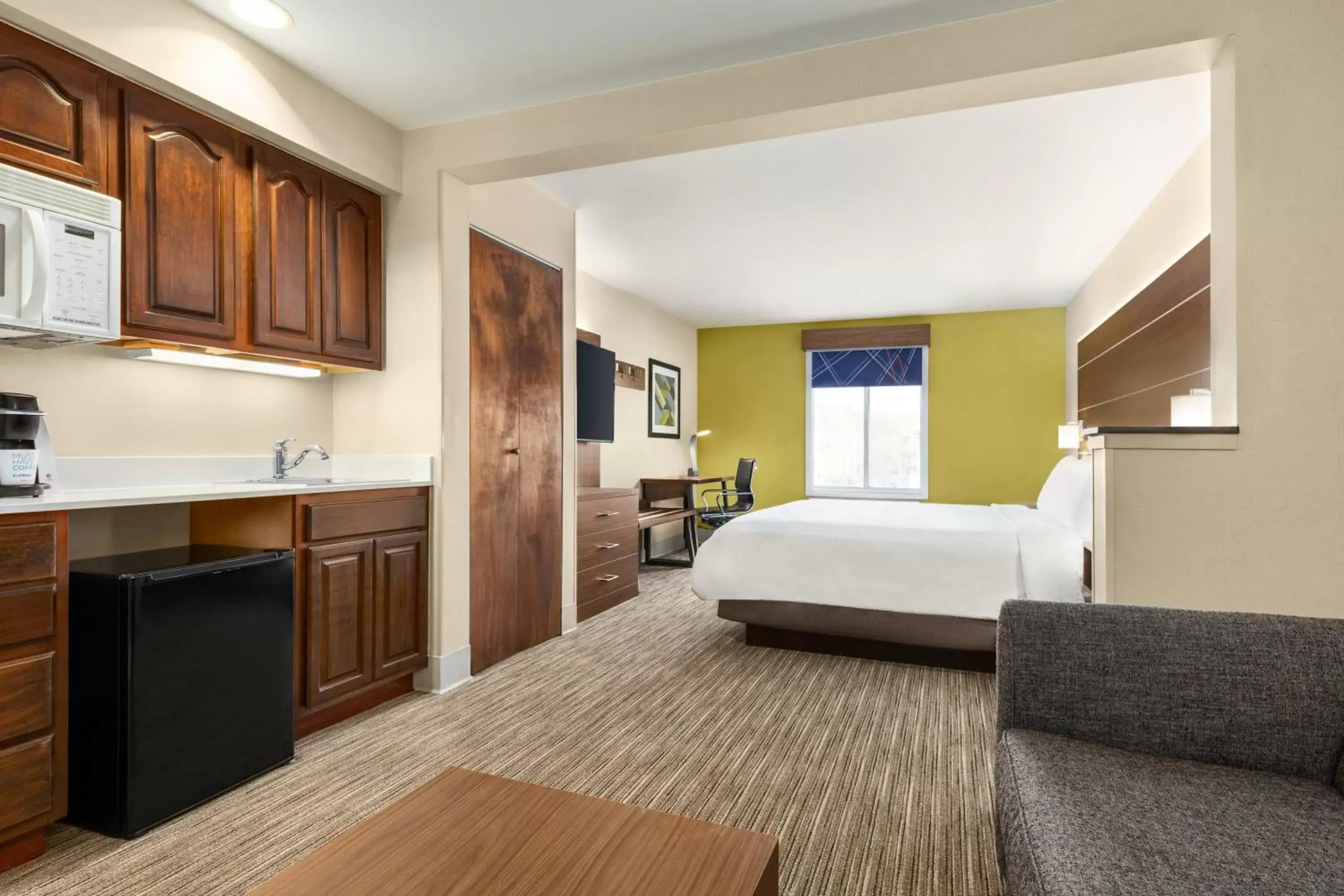 Photo of the whole room in Holiday Inn Express & Suites Philadelphia - Mt Laurel, an IHG Hotel