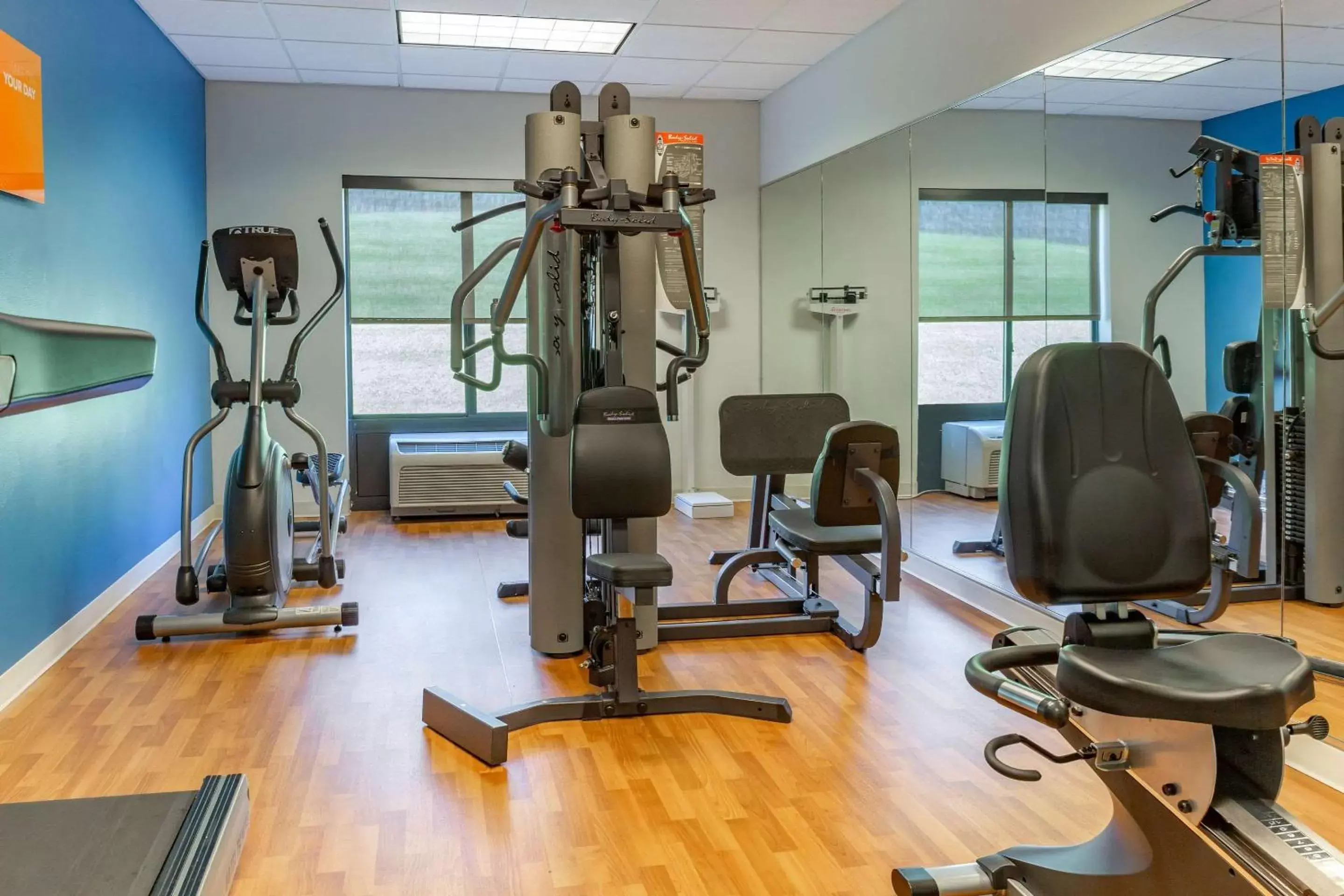 Fitness centre/facilities, Fitness Center/Facilities in Comfort Suites Amish Country