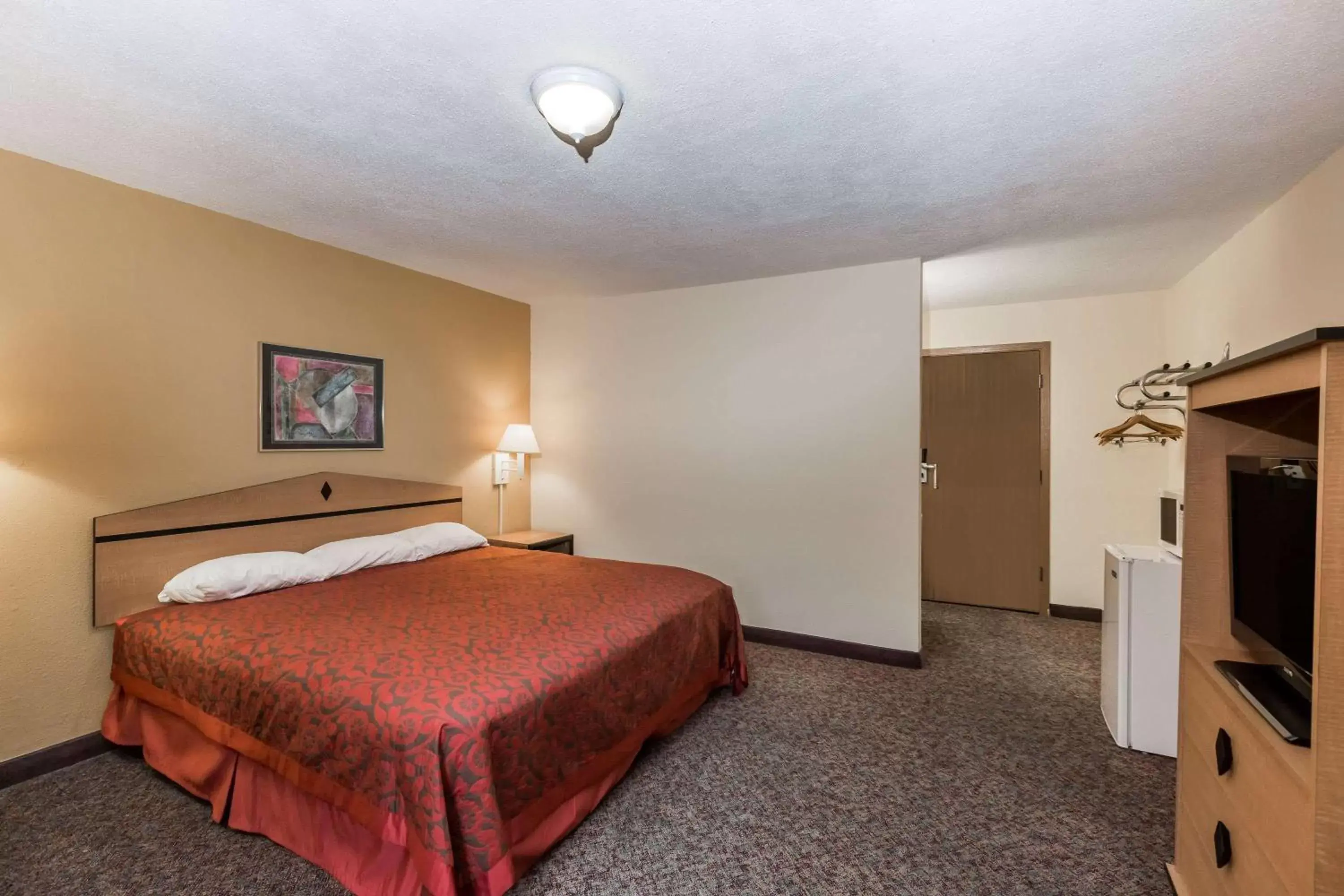 Photo of the whole room, Bed in Days Inn by Wyndham Atlantic