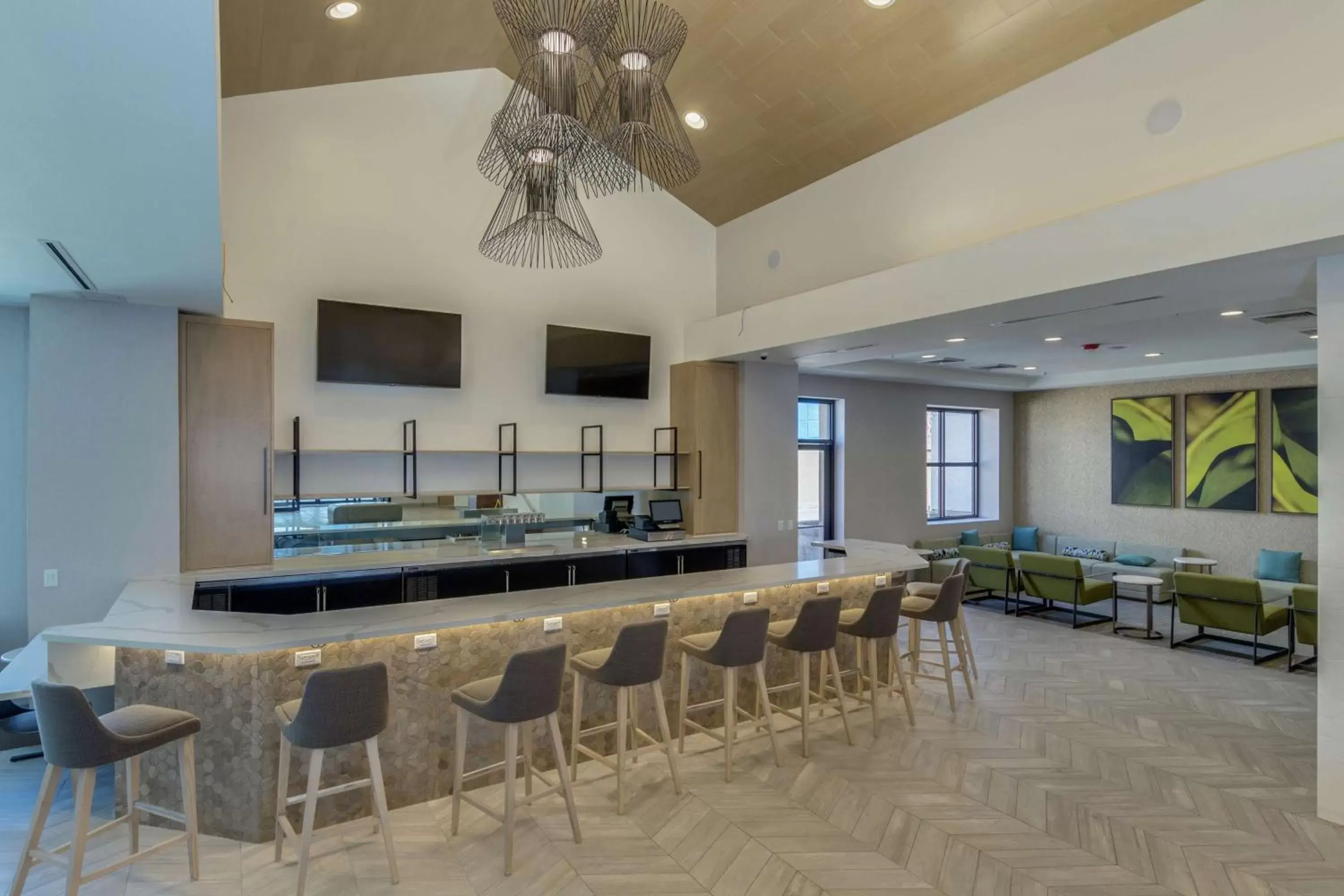 Lounge or bar in DoubleTree by Hilton Chandler Phoenix, AZ