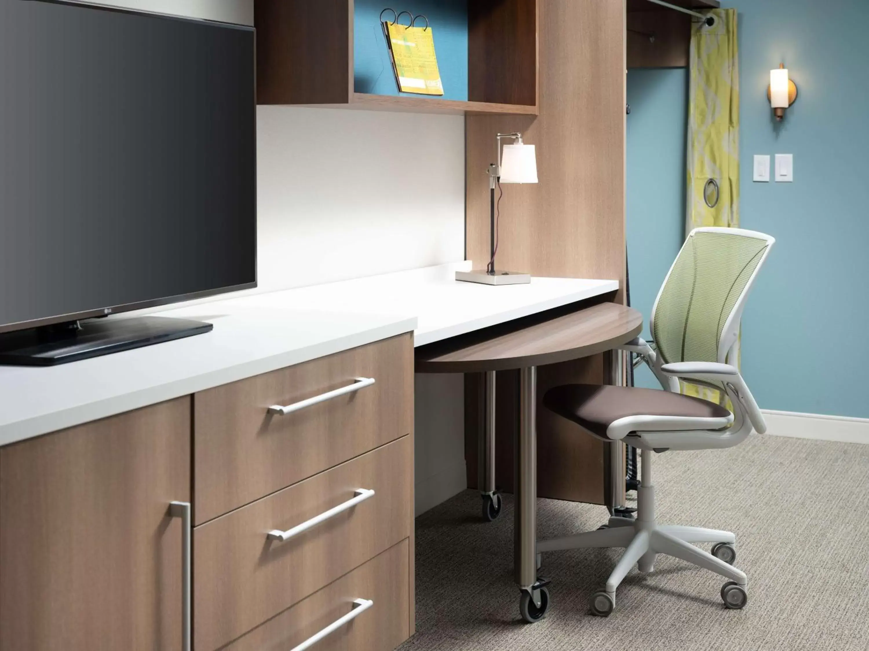 Studio Suite with Two Queen Beds - Hearing Access/Non-Smoking in Home2 Suites By Hilton Chattanooga Hamilton Place Studio Suite with Two Queen Beds - Hearing Access/Non-Smoking in Home2 Suites By Hilton Chattanooga Hamilton Place