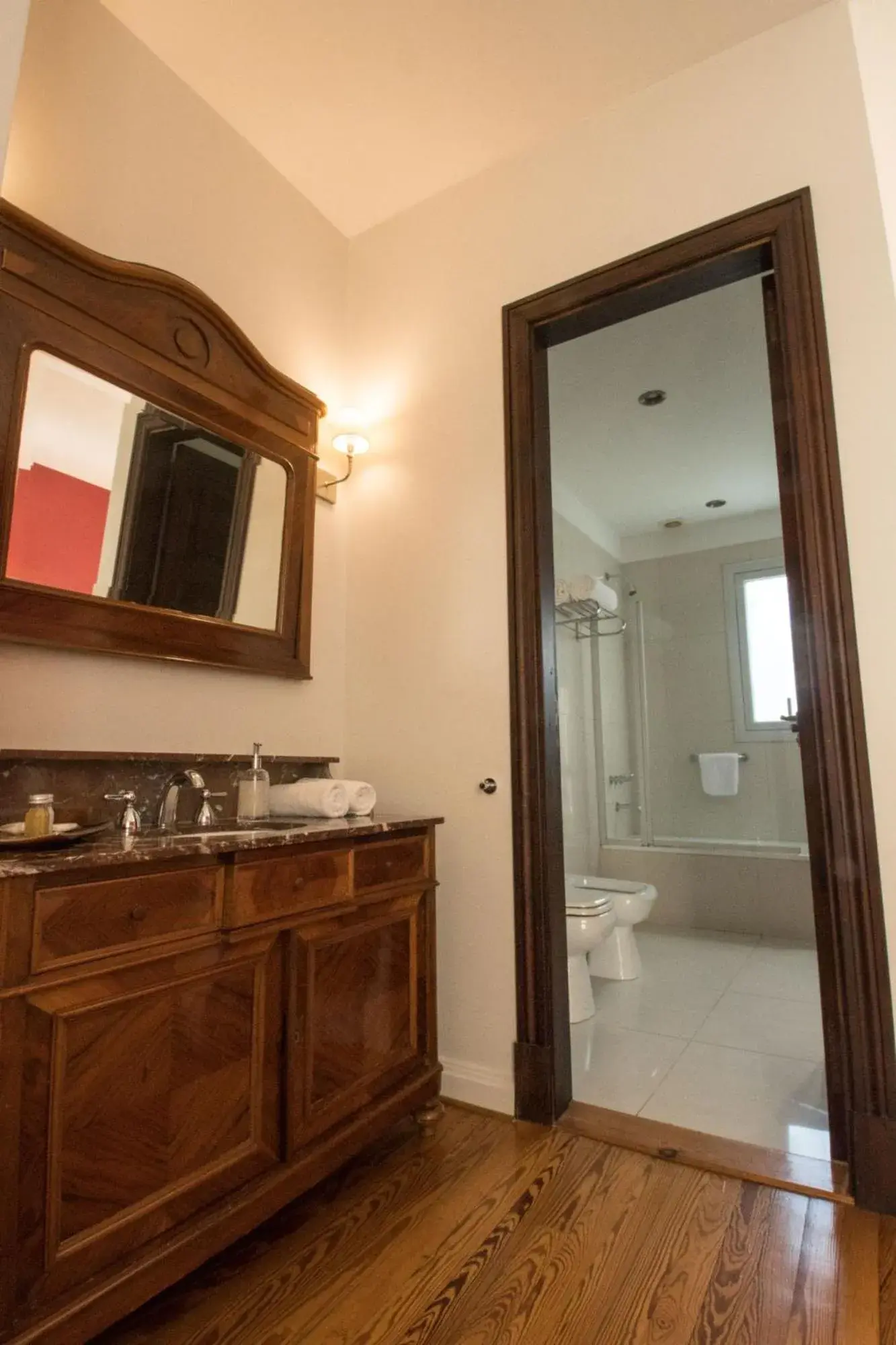 Bathroom in Magnolia Hotel Boutique