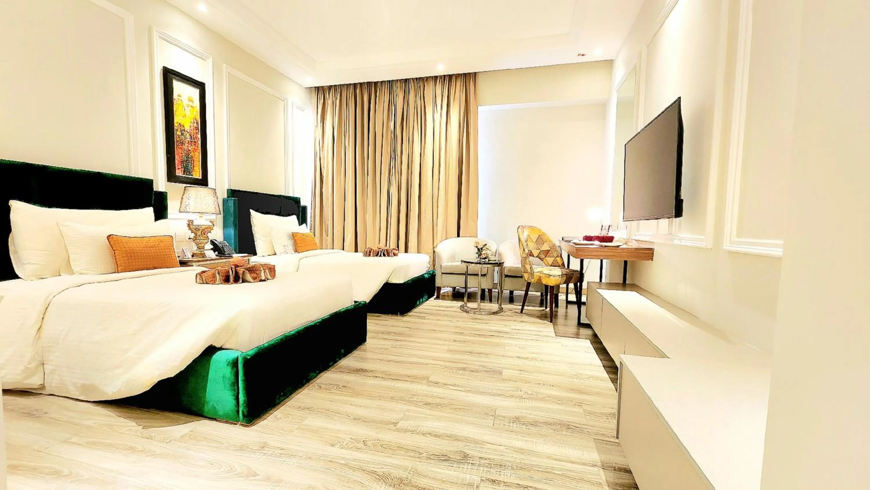 Bed in Best Western Premier Hotel Gulberg Lahore