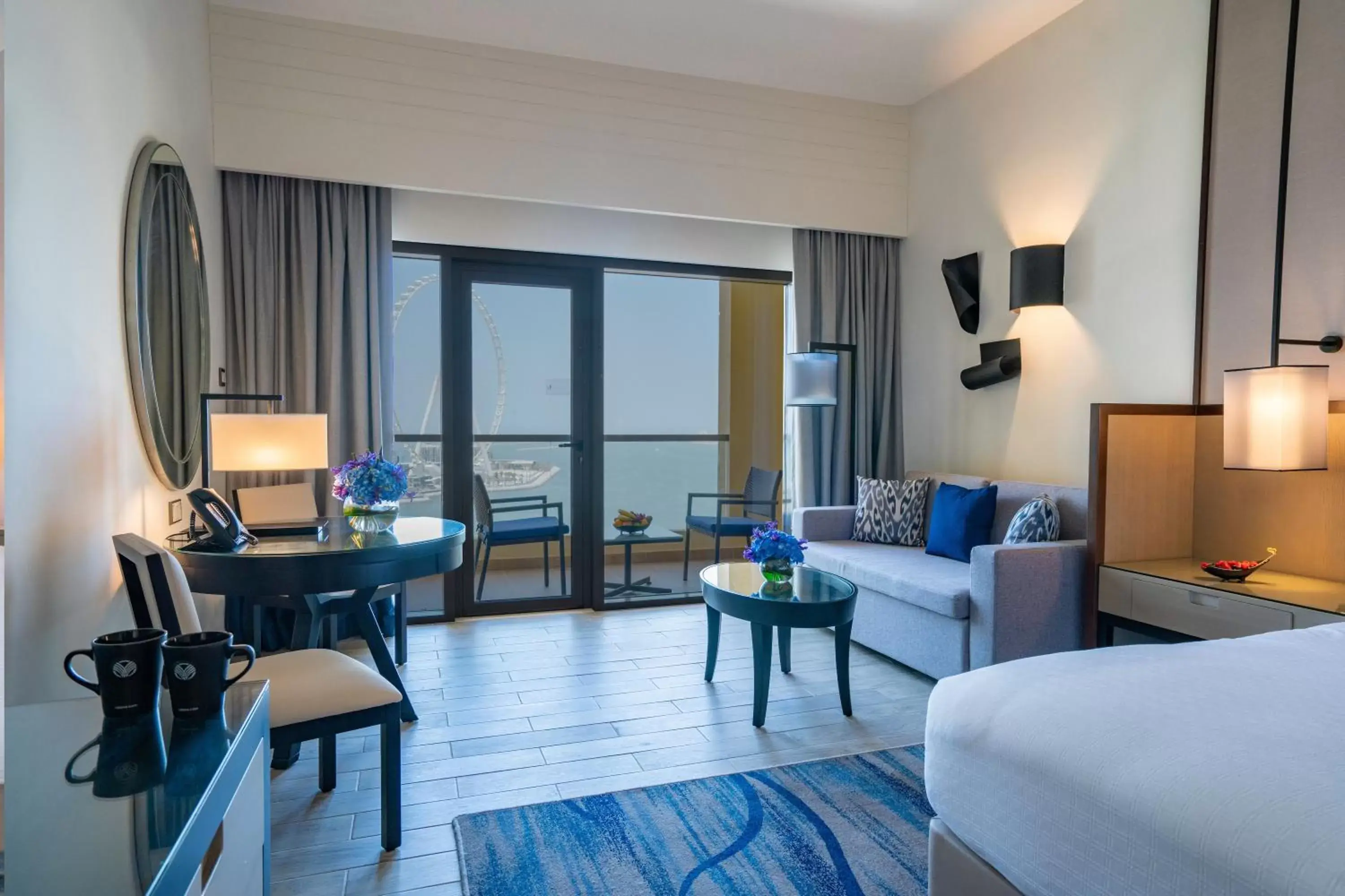 Bedroom, Seating Area in Amwaj Rotana, Jumeirah Beach - Dubai