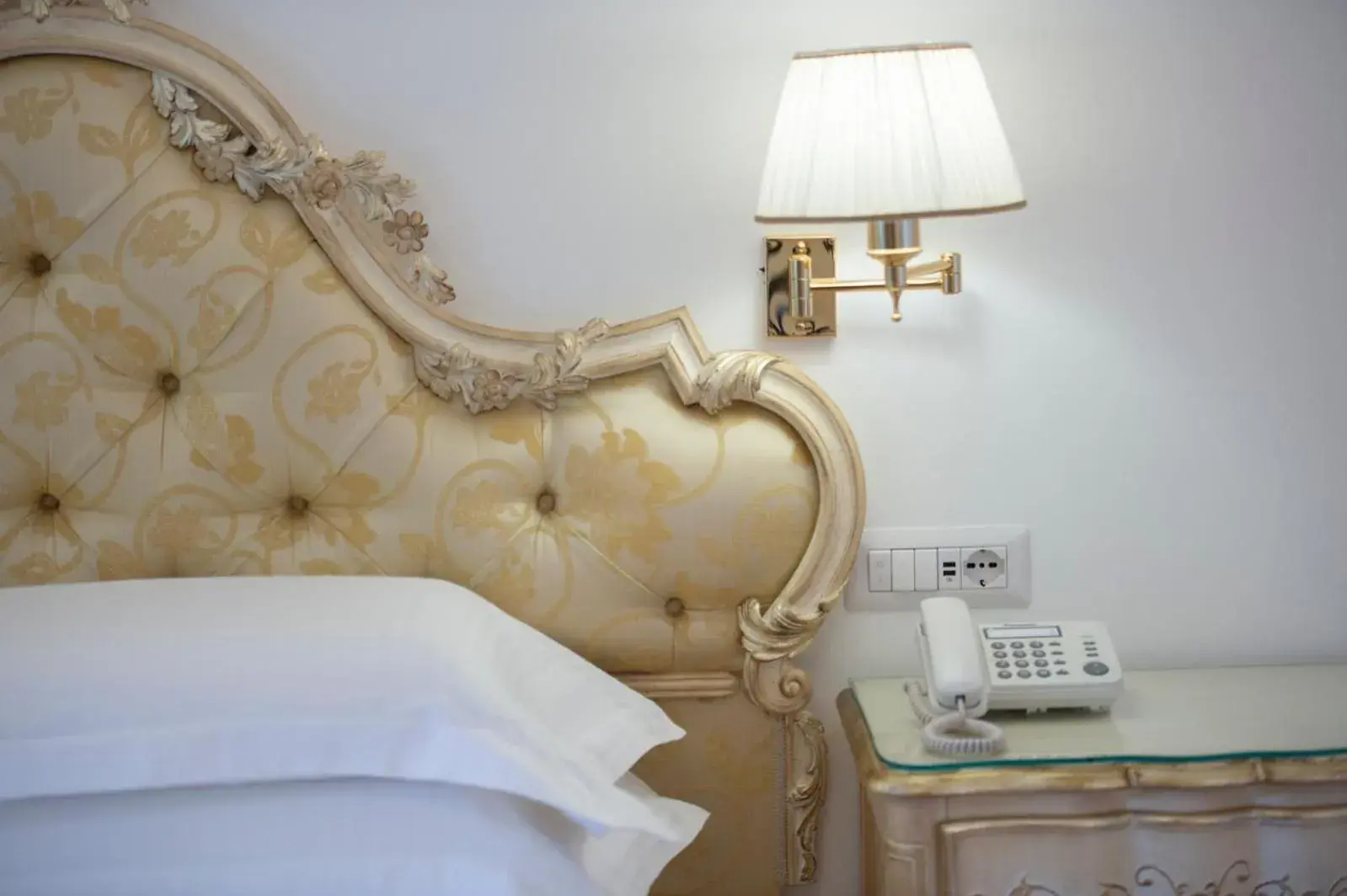 Decorative detail, Bed in Hotel Pellegrino