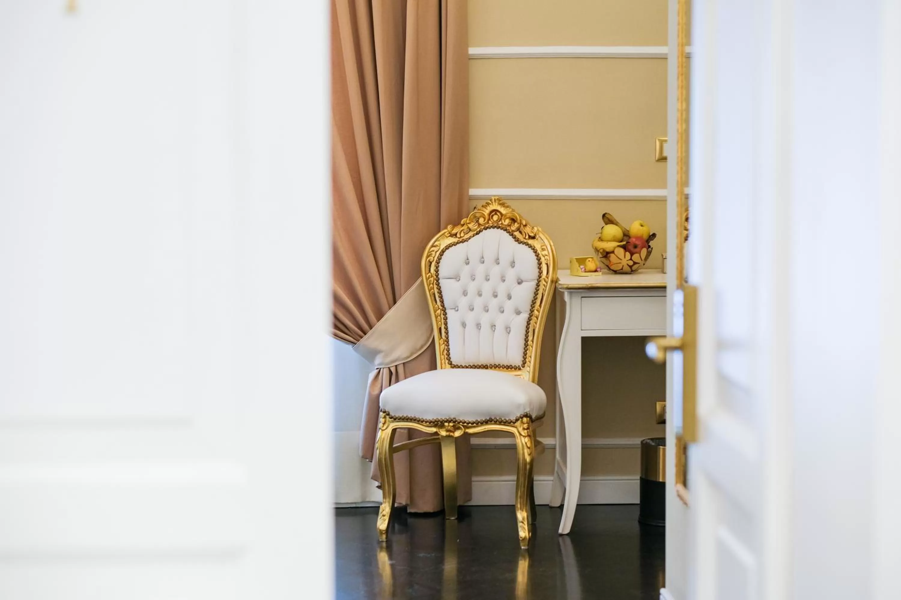 Decorative detail in B&B Kingsman