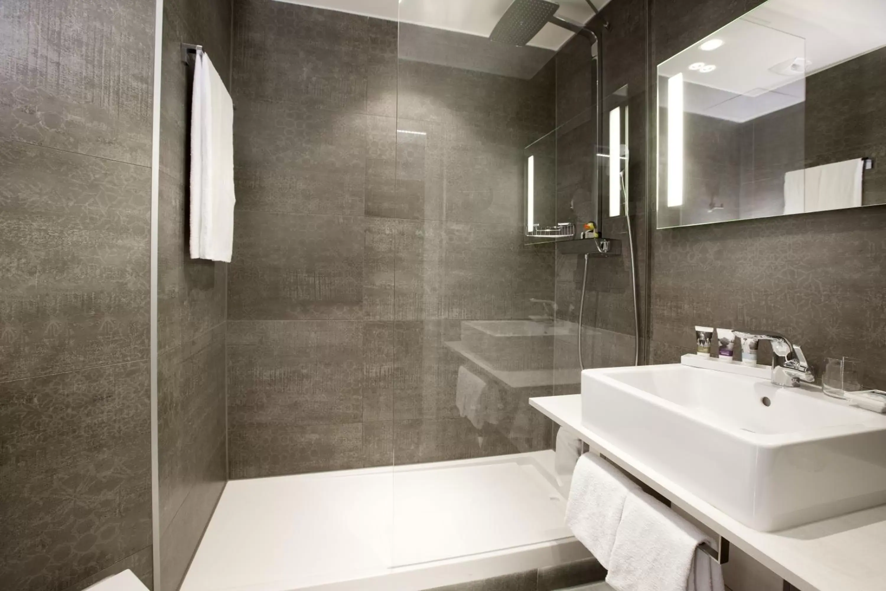 Bathroom in Mercure Vienna First