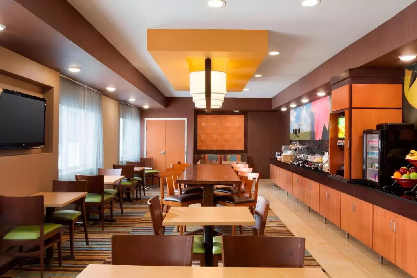 Breakfast, Restaurant/Places to Eat in Fairfield Inn & Suites Minneapolis St. Paul/Roseville