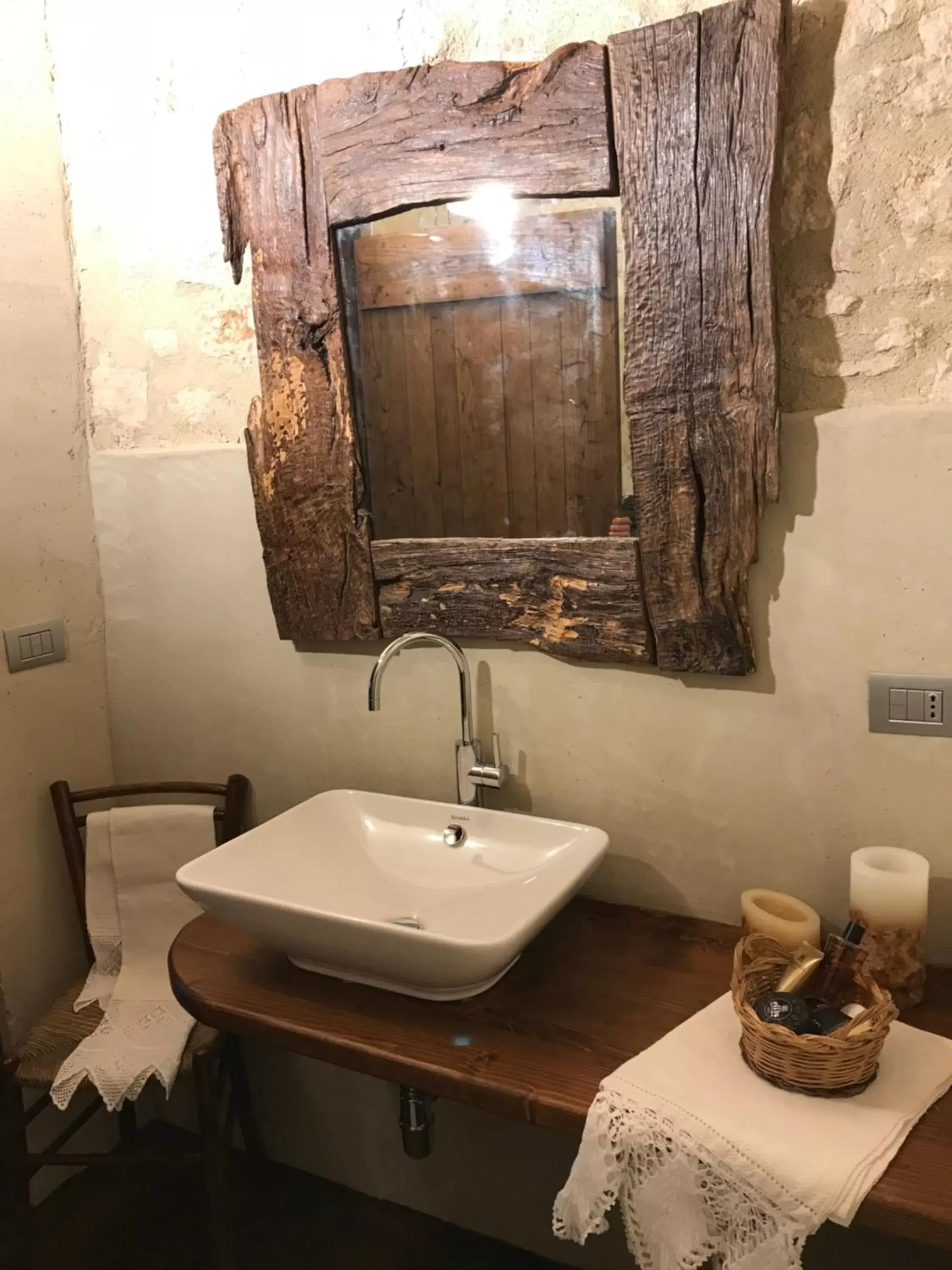 Bathroom in Charme in Perillis