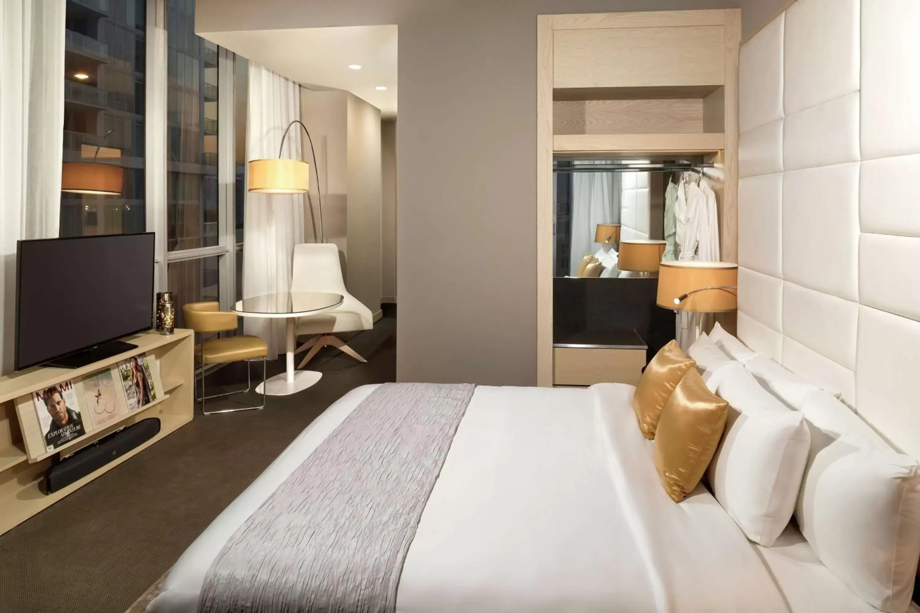 Bedroom, Bed in The Gabriel Miami Downtown, Curio Collection by Hilton