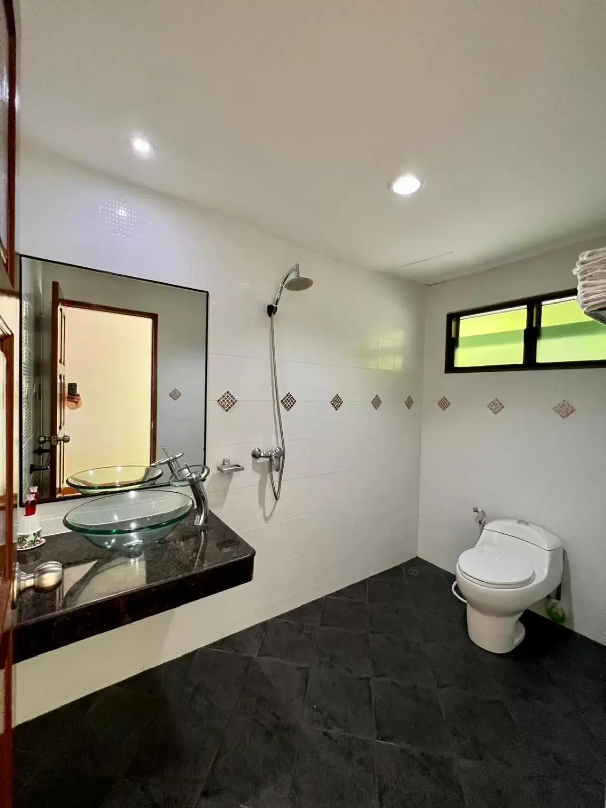 Bathroom in Mountain Seaview Luxury Apartments