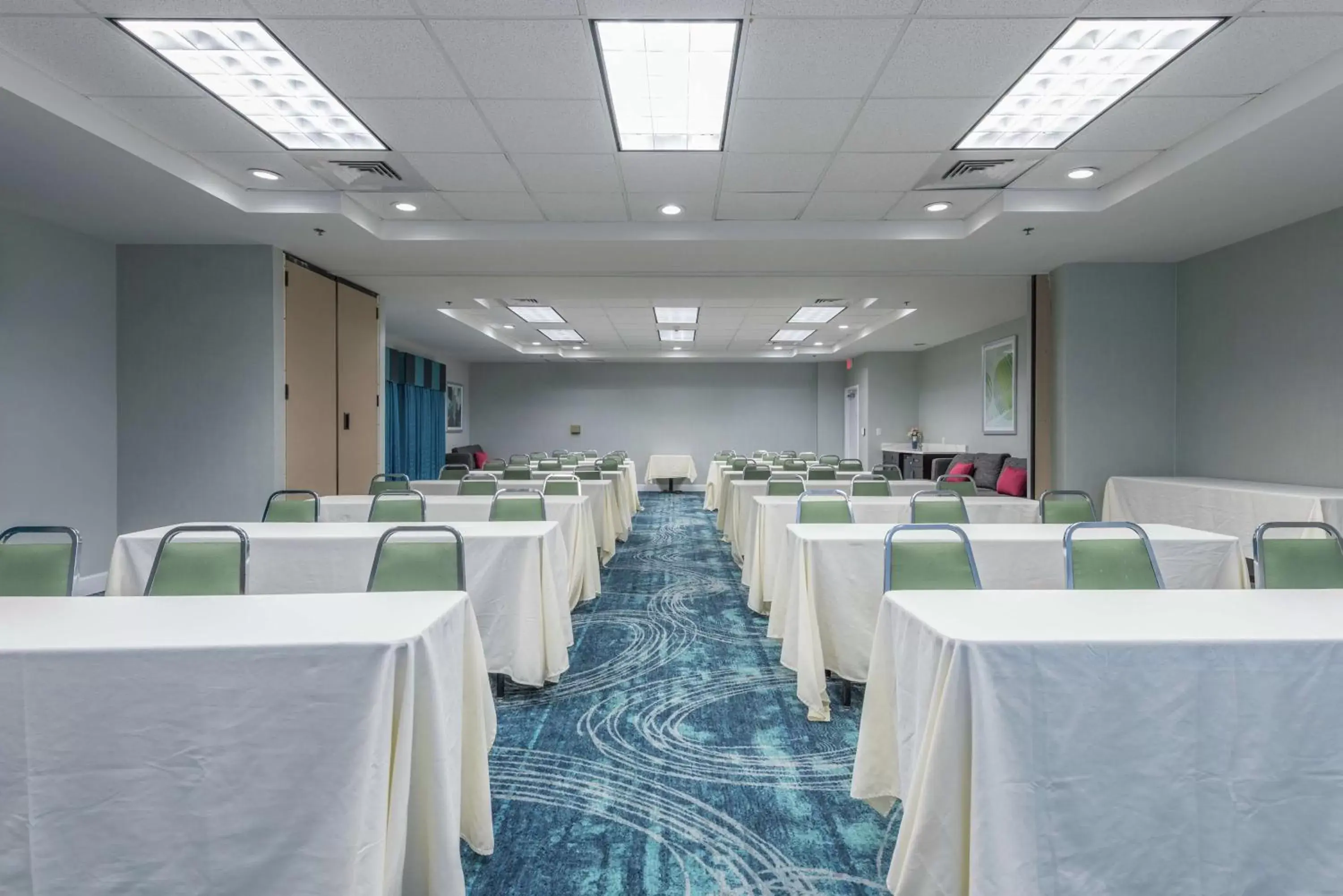Meeting/conference room in Hampton Inn Tampa-Veterans Expressway