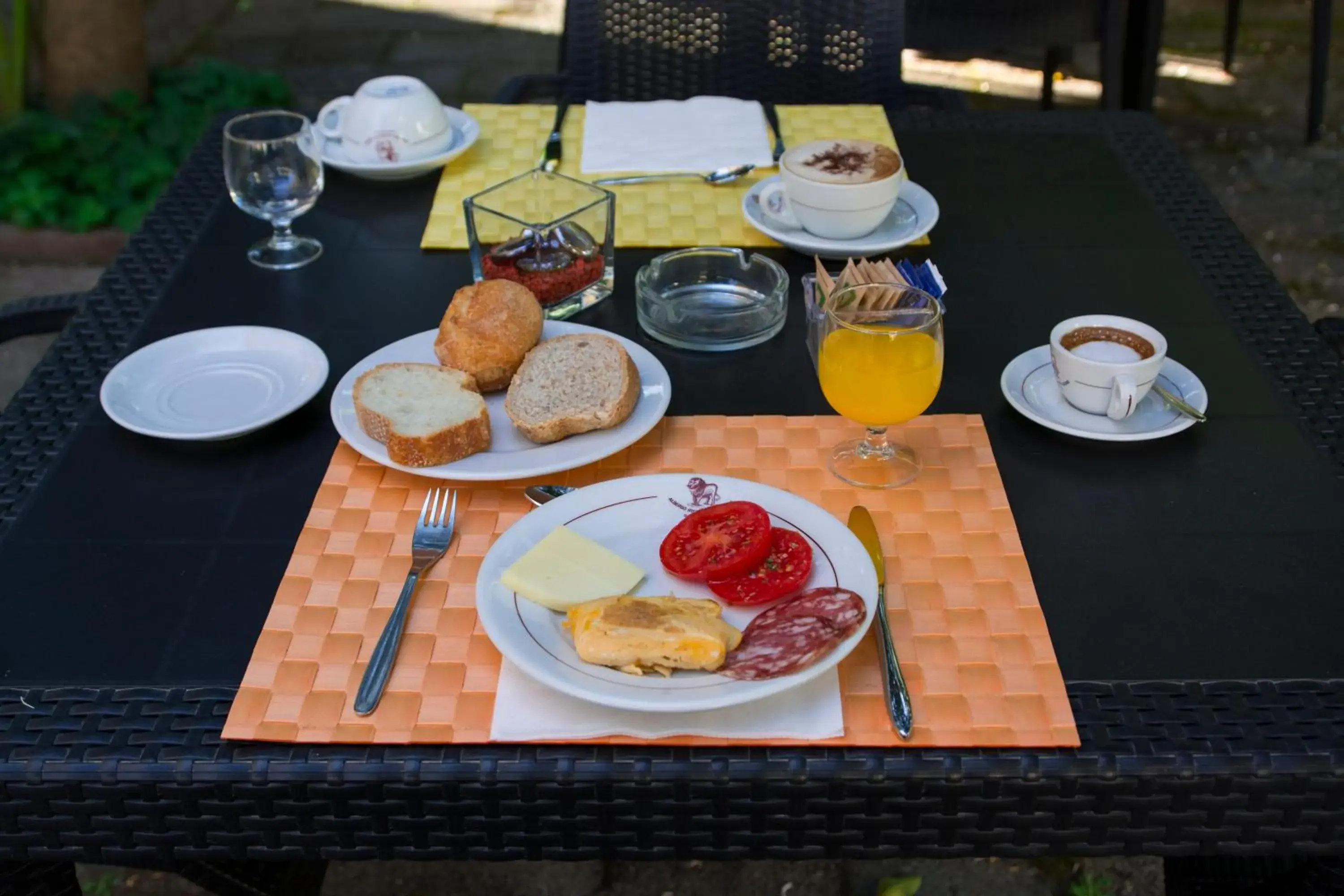 Breakfast in Hotel Leone