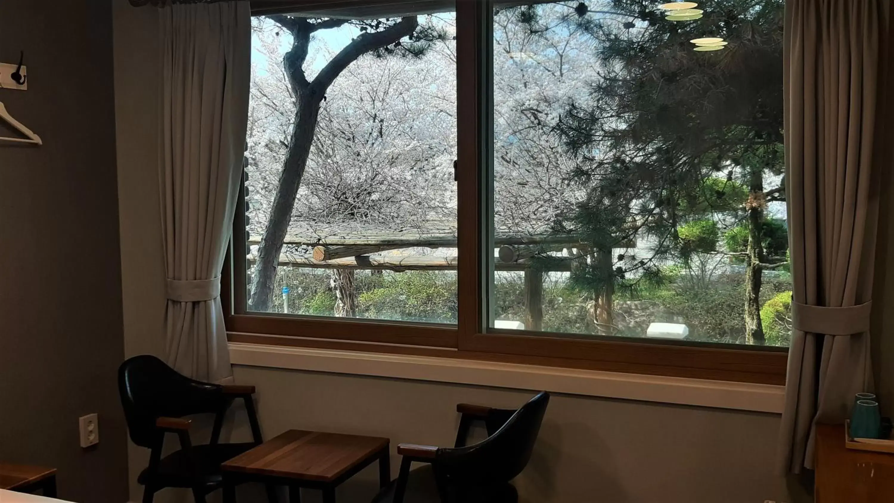 Double Room with Double Bed in Hotel Jirisan Haetsal Double Room with Double Bed in Hotel Jirisan Haetsal