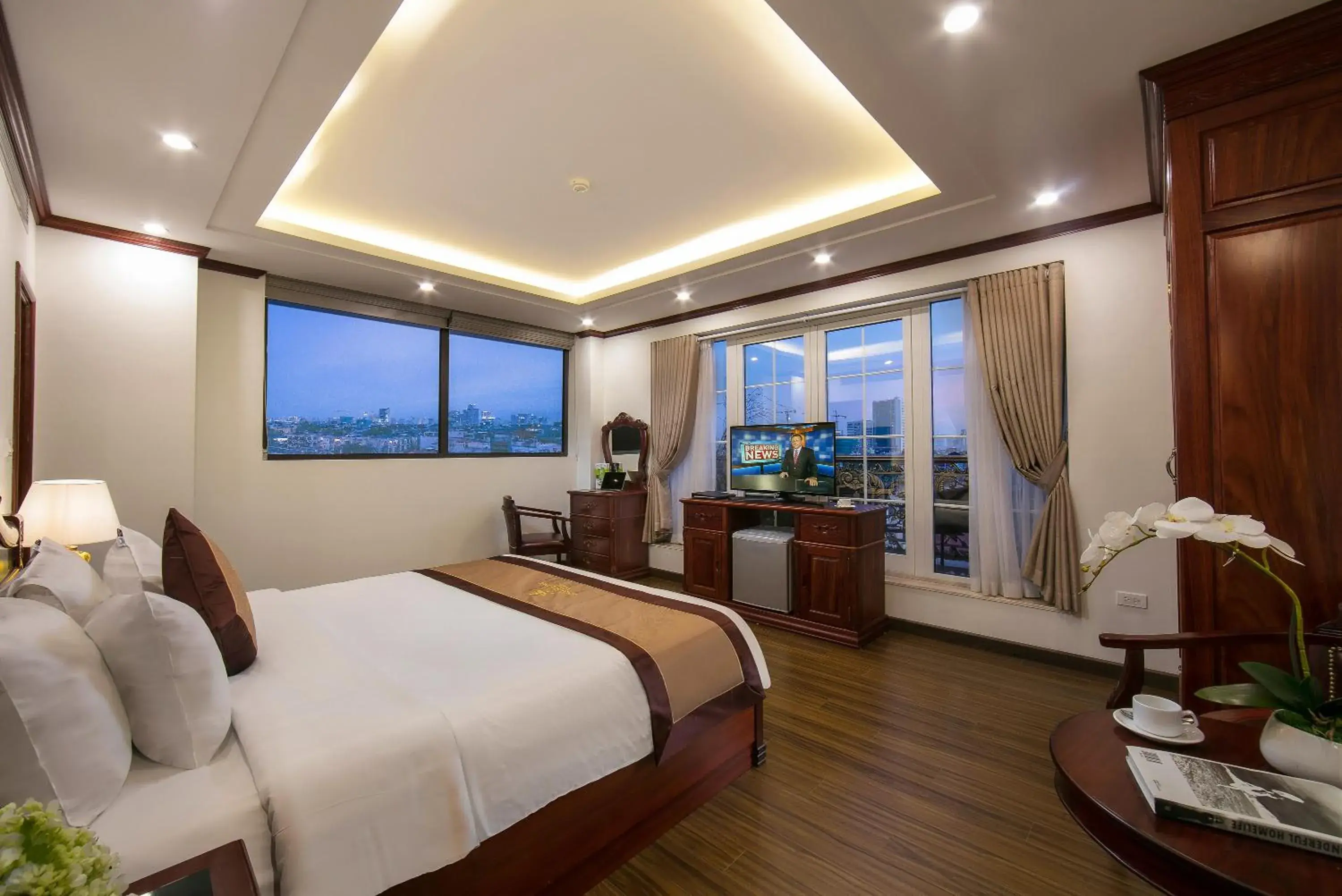 Bedroom, Bed in Royal St Hanoi Hotel Bedroom, Bed in Royal St Hanoi Hotel