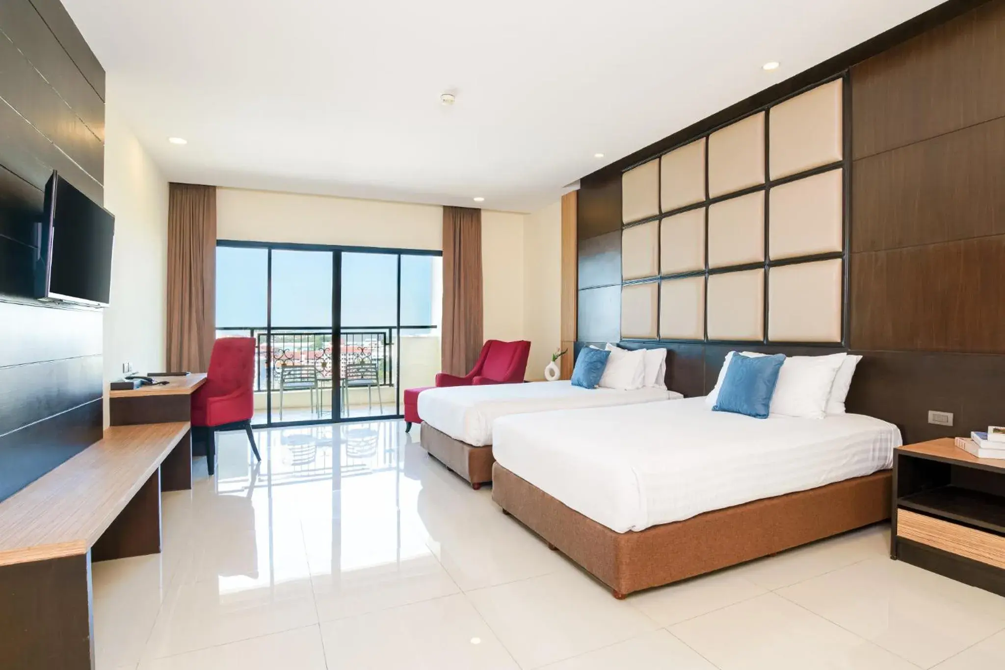 Bedroom, Bed in Grand Palazzo Hotel - SHA Extra Plus Bedroom, Bed in Grand Palazzo Hotel - SHA Extra Plus