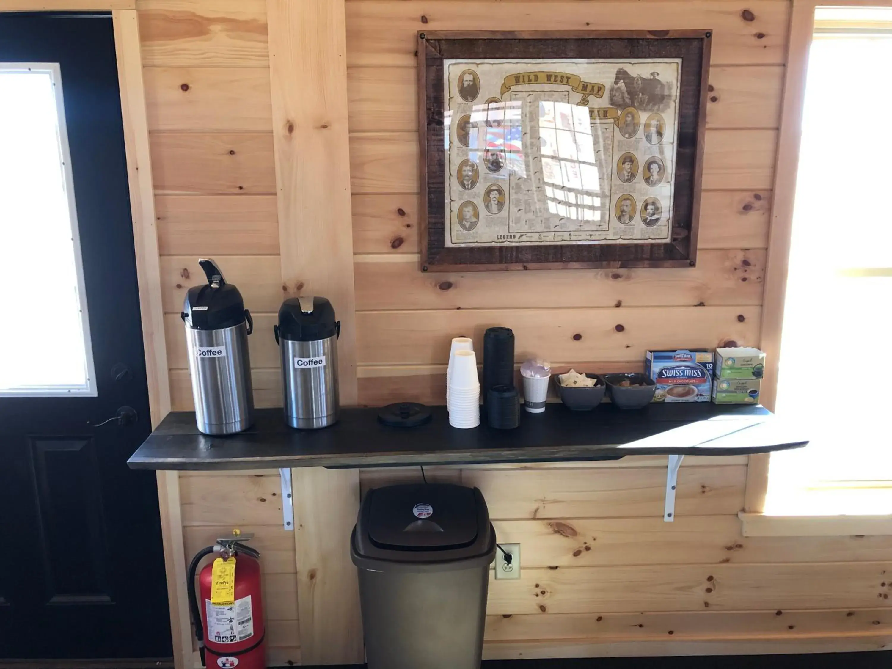 Coffee/tea facilities in The Riverside Ranch Motel and RV Park
