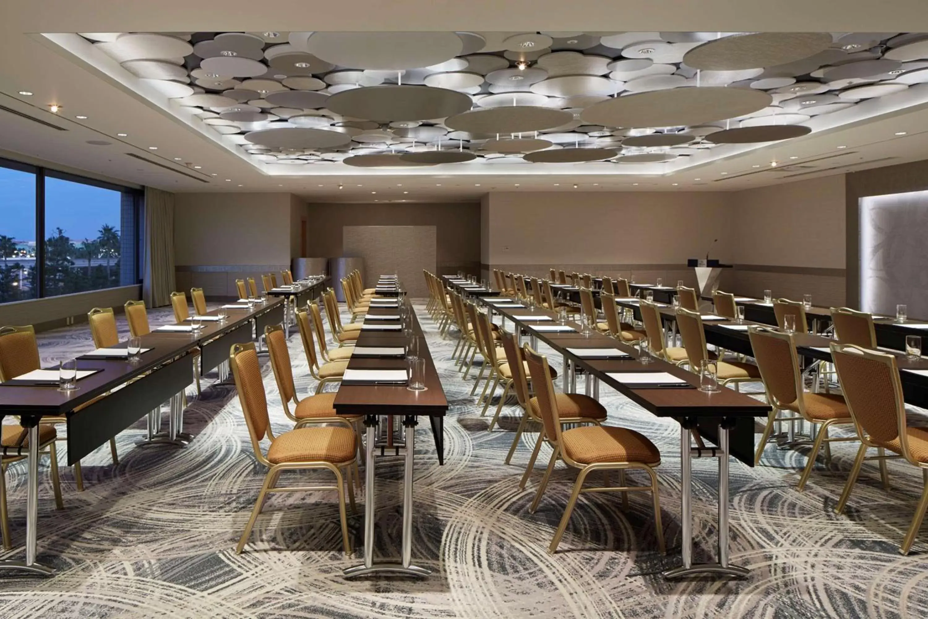 Meeting/conference room in Hilton Tokyo Bay