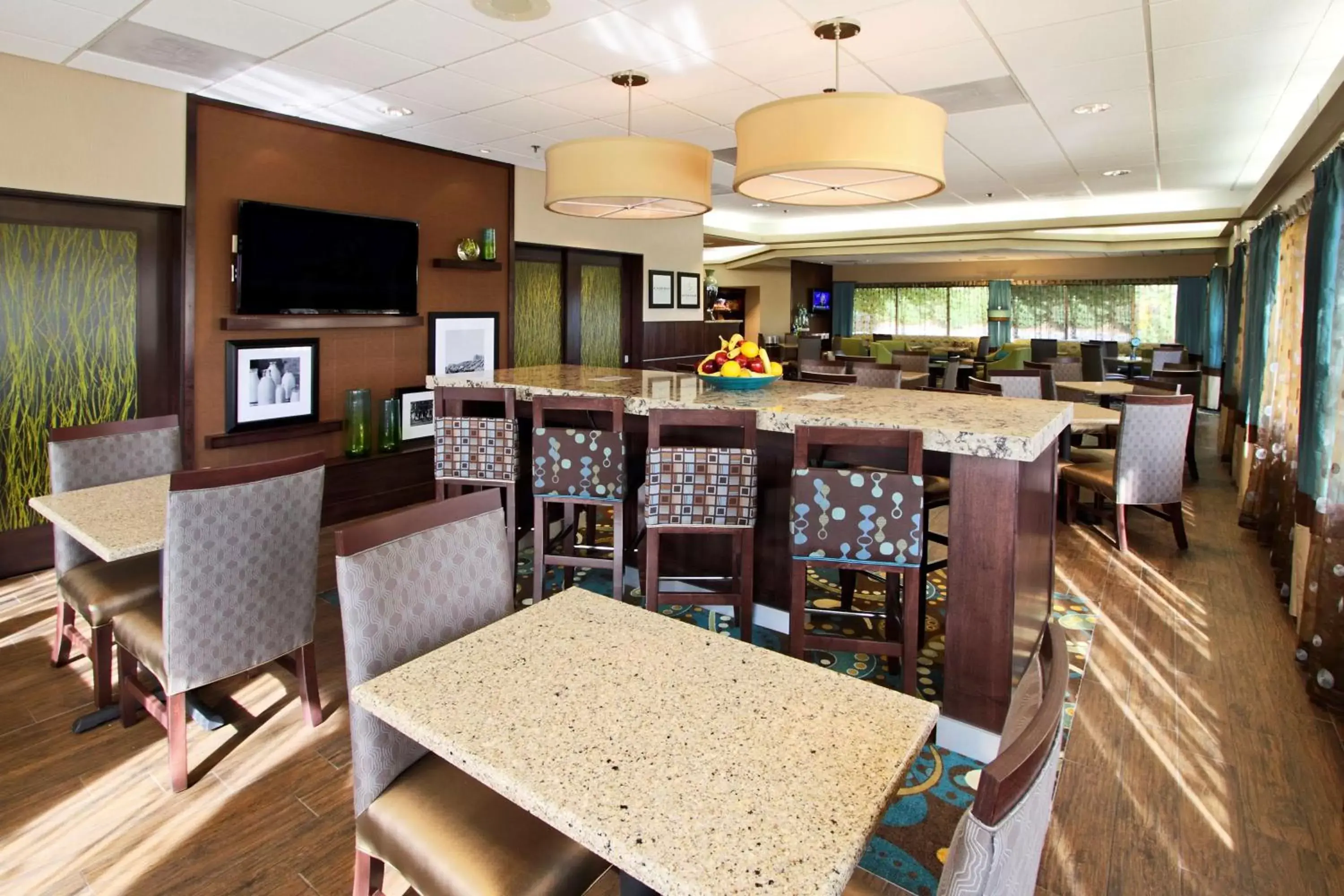 Dining area, Restaurant/Places to Eat in Hampton Inn Hagerstown