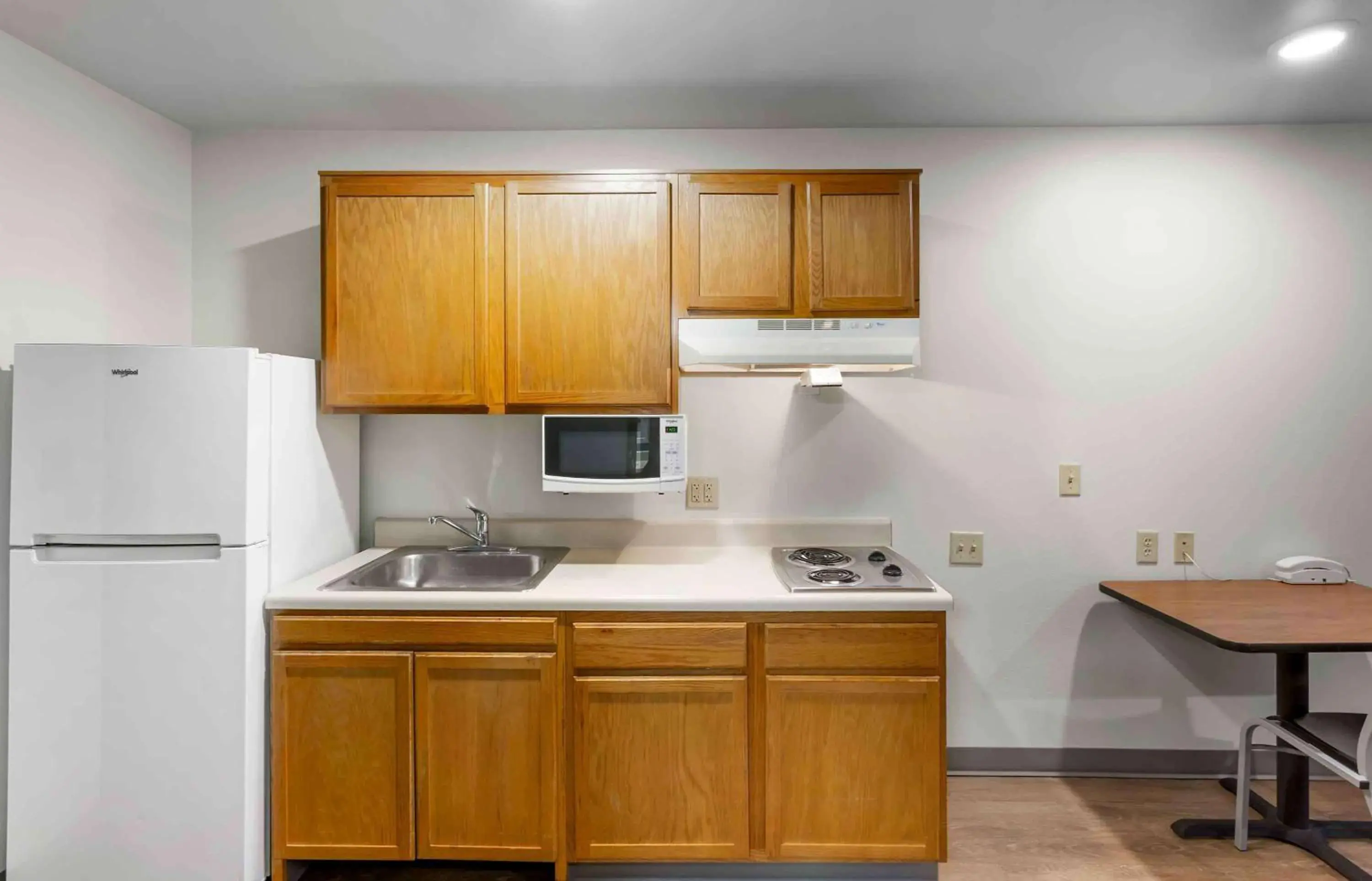 Bedroom, Kitchen/Kitchenette in Extended Stay America Select Suites - Ogden