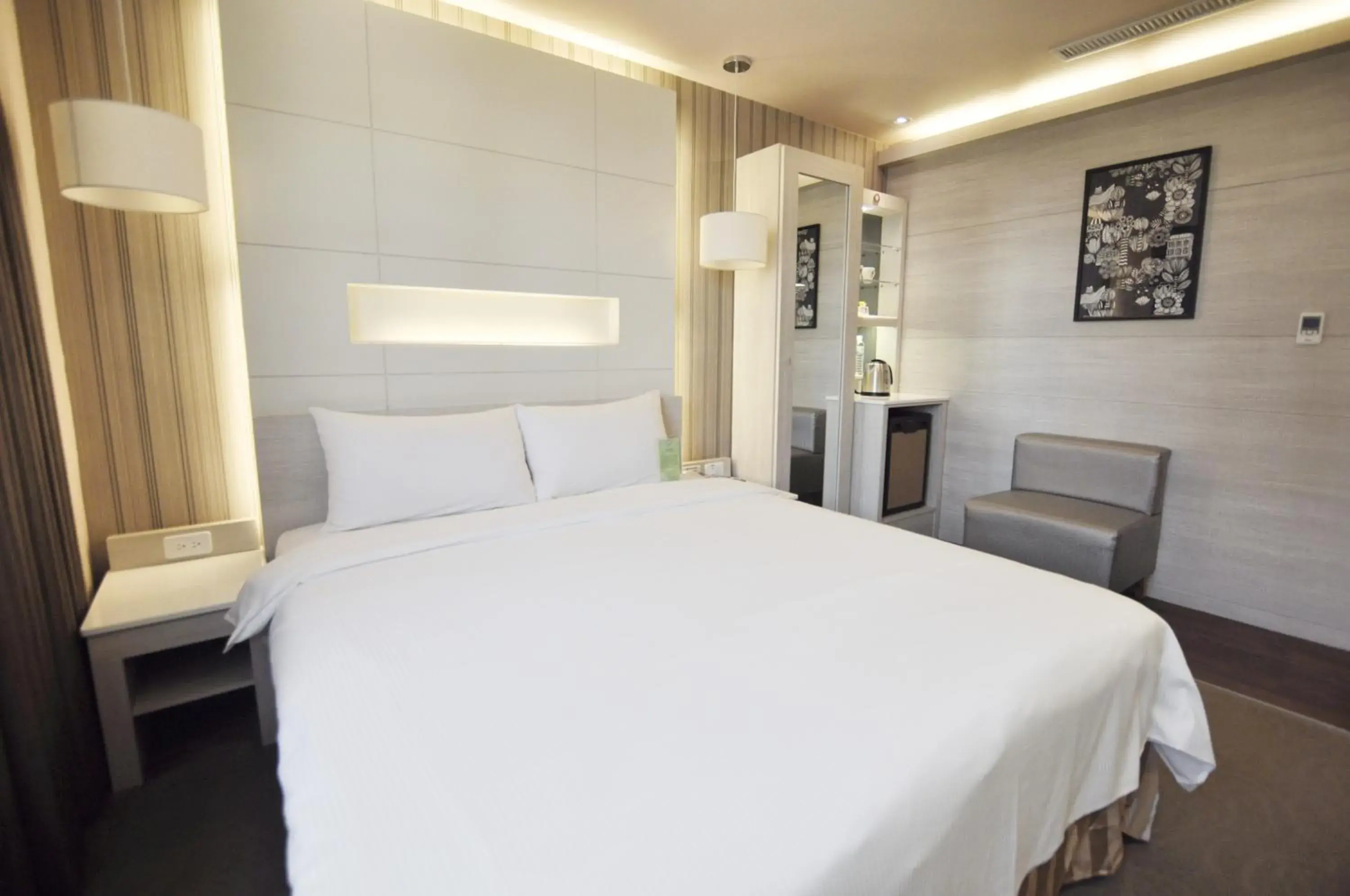 Bed in Kindness Hotel- Zhong Shan Bade