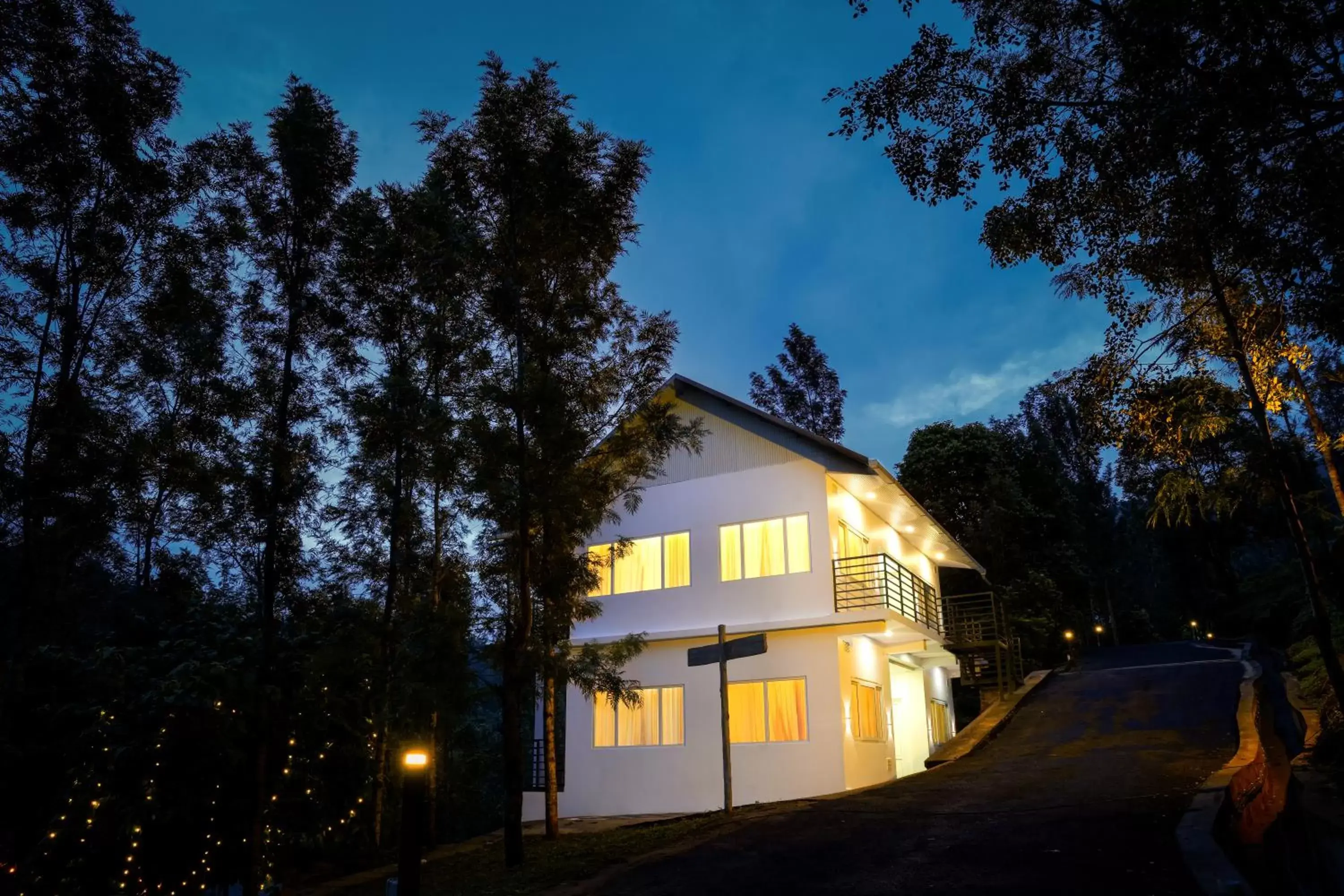 Property building in Misty Range Resorts Property building in Misty Range Resorts