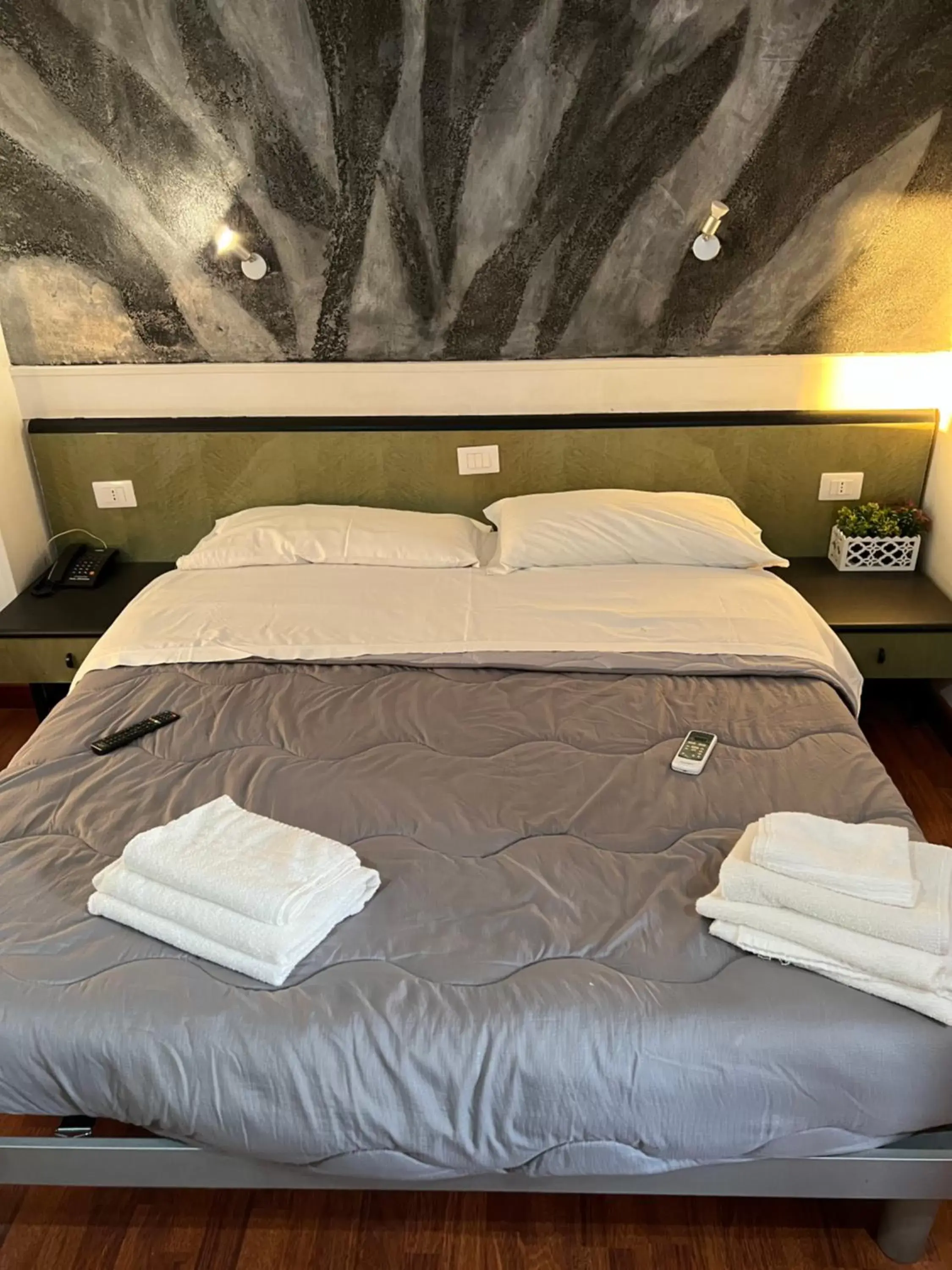 Bed in Hotel Como