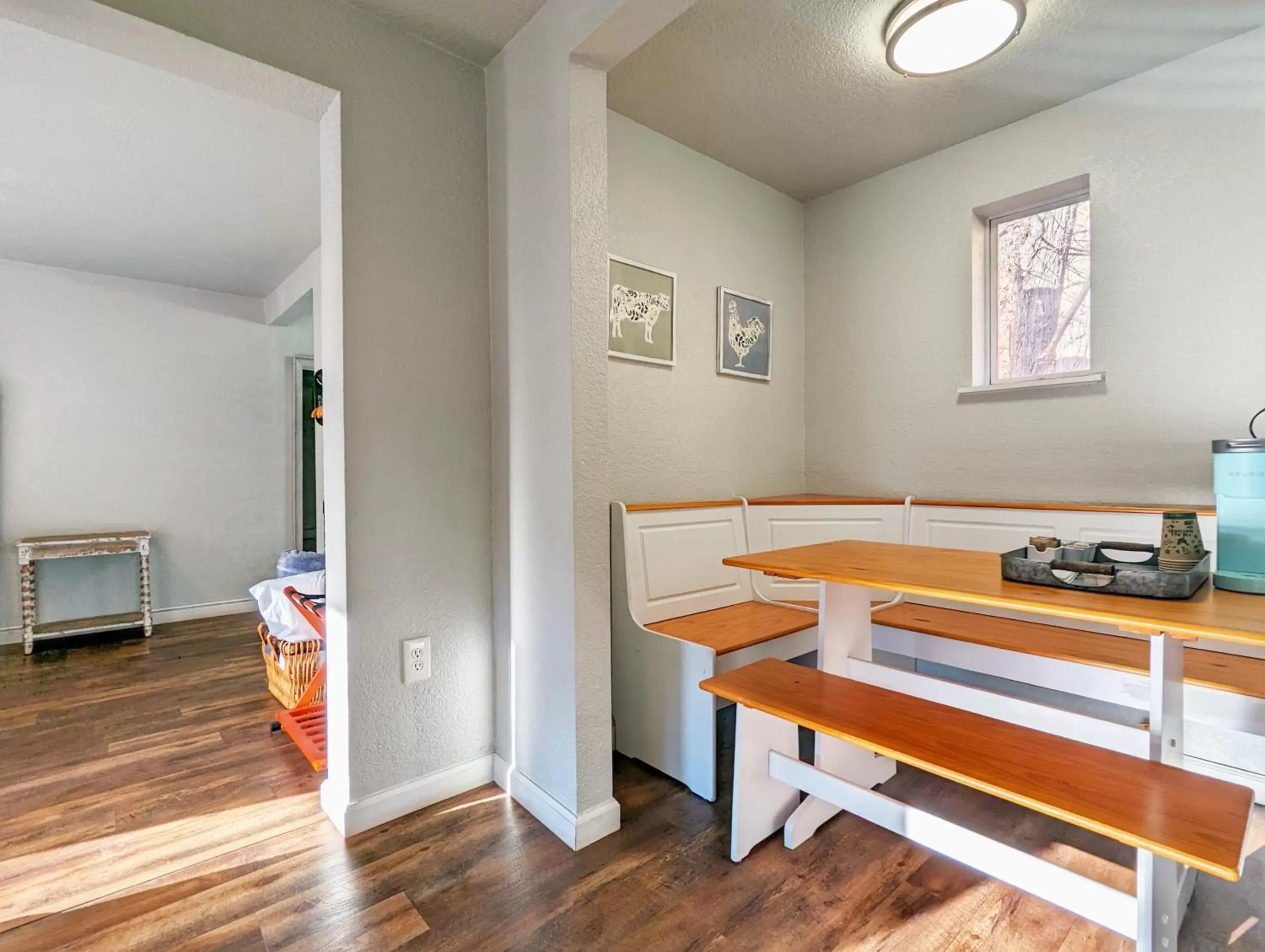 Kitchen or kitchenette in The Fountain Creek Inn of Manitou Springs