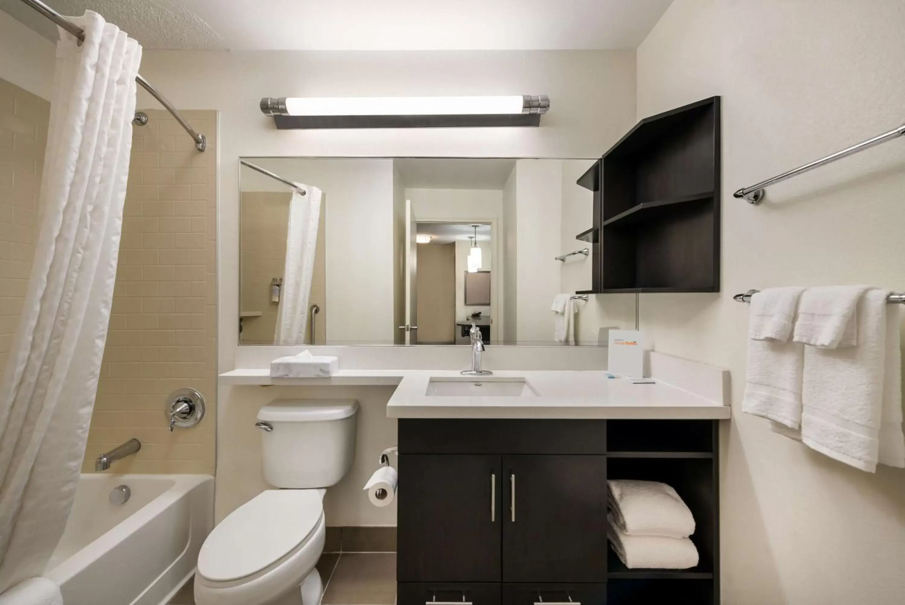 Bathroom in Sonesta Simply Suites Hampton