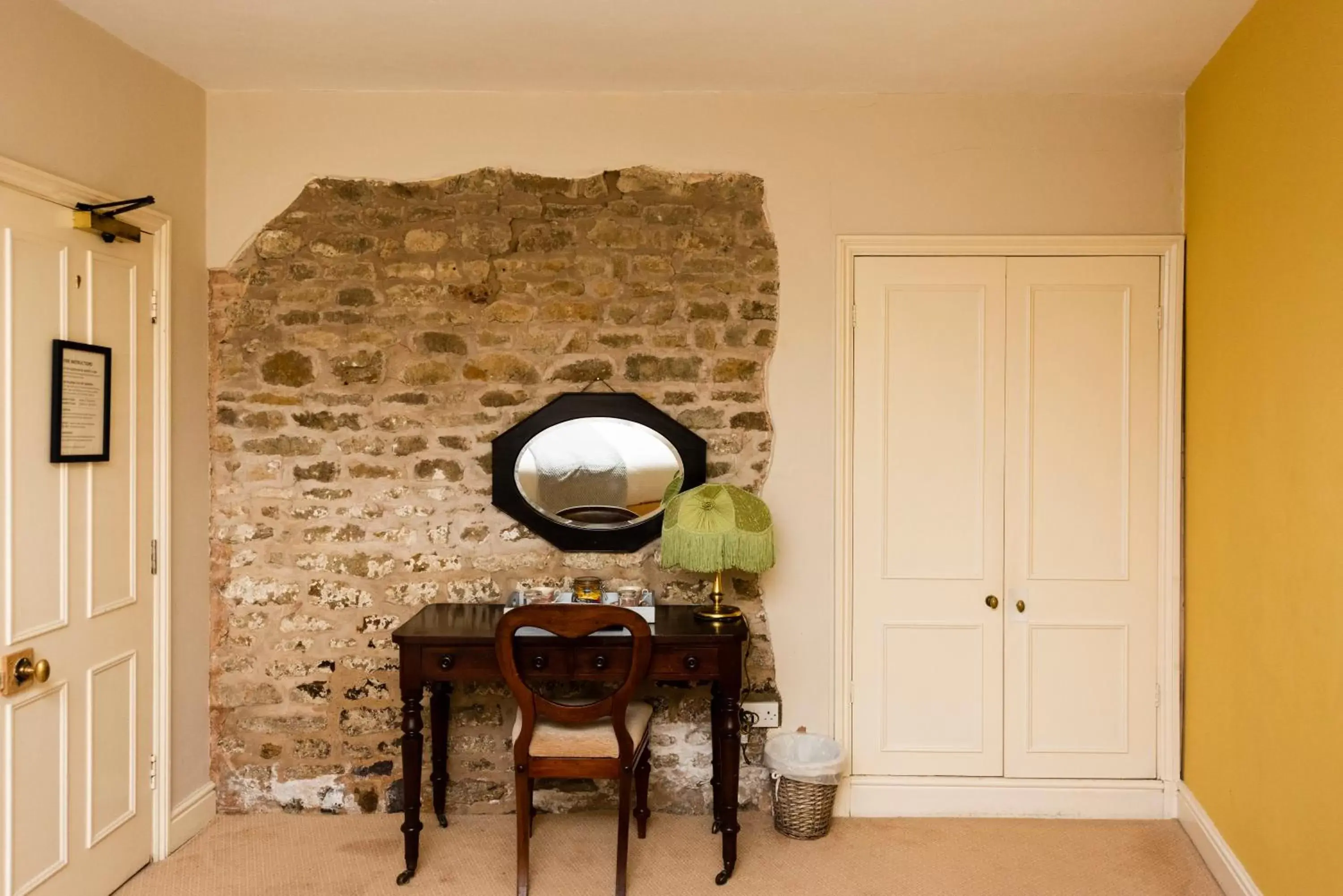 Dining Area in The Whipper-In Hotel