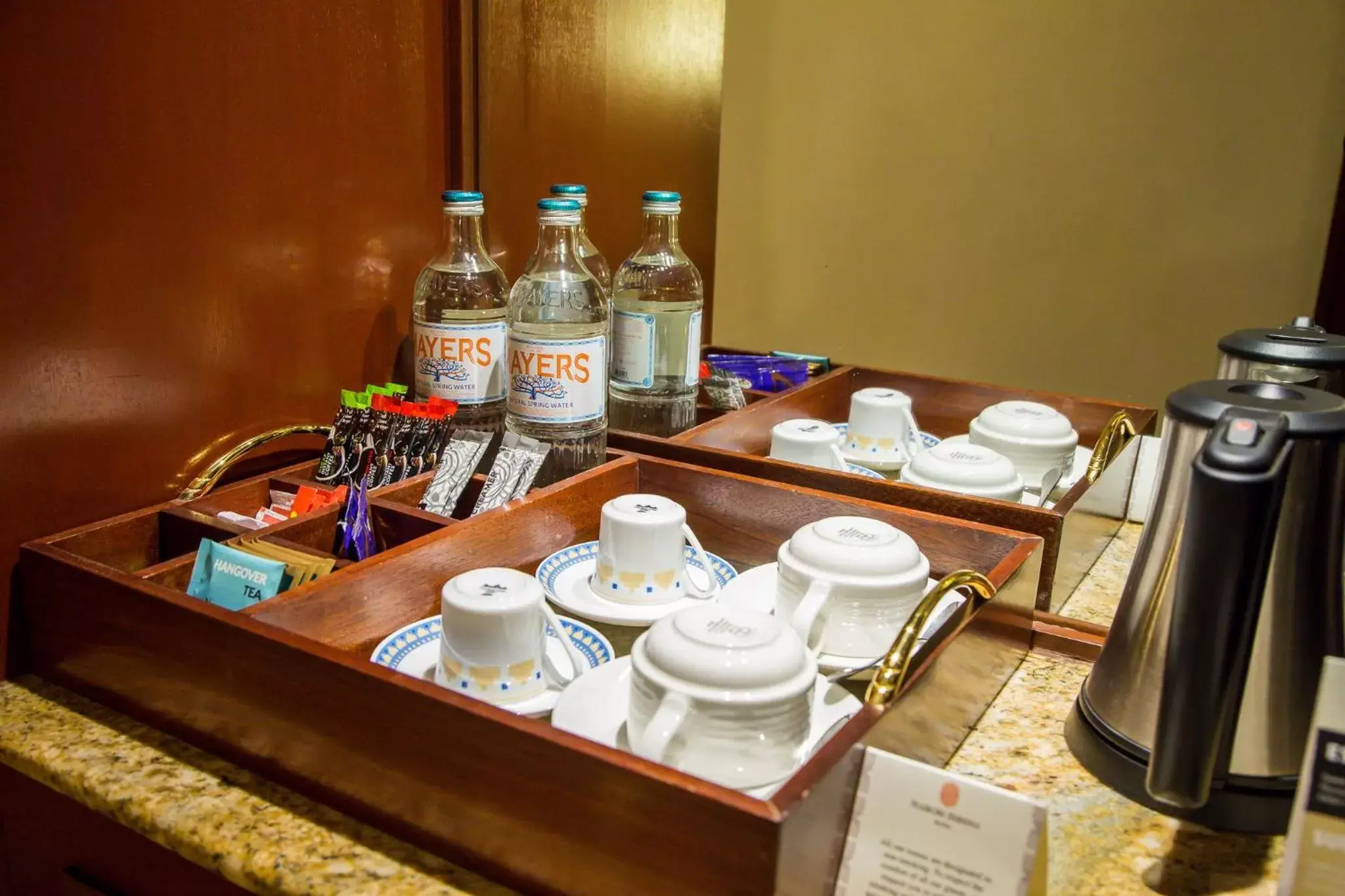 Coffee/tea facilities in Nairobi Serena Hotel