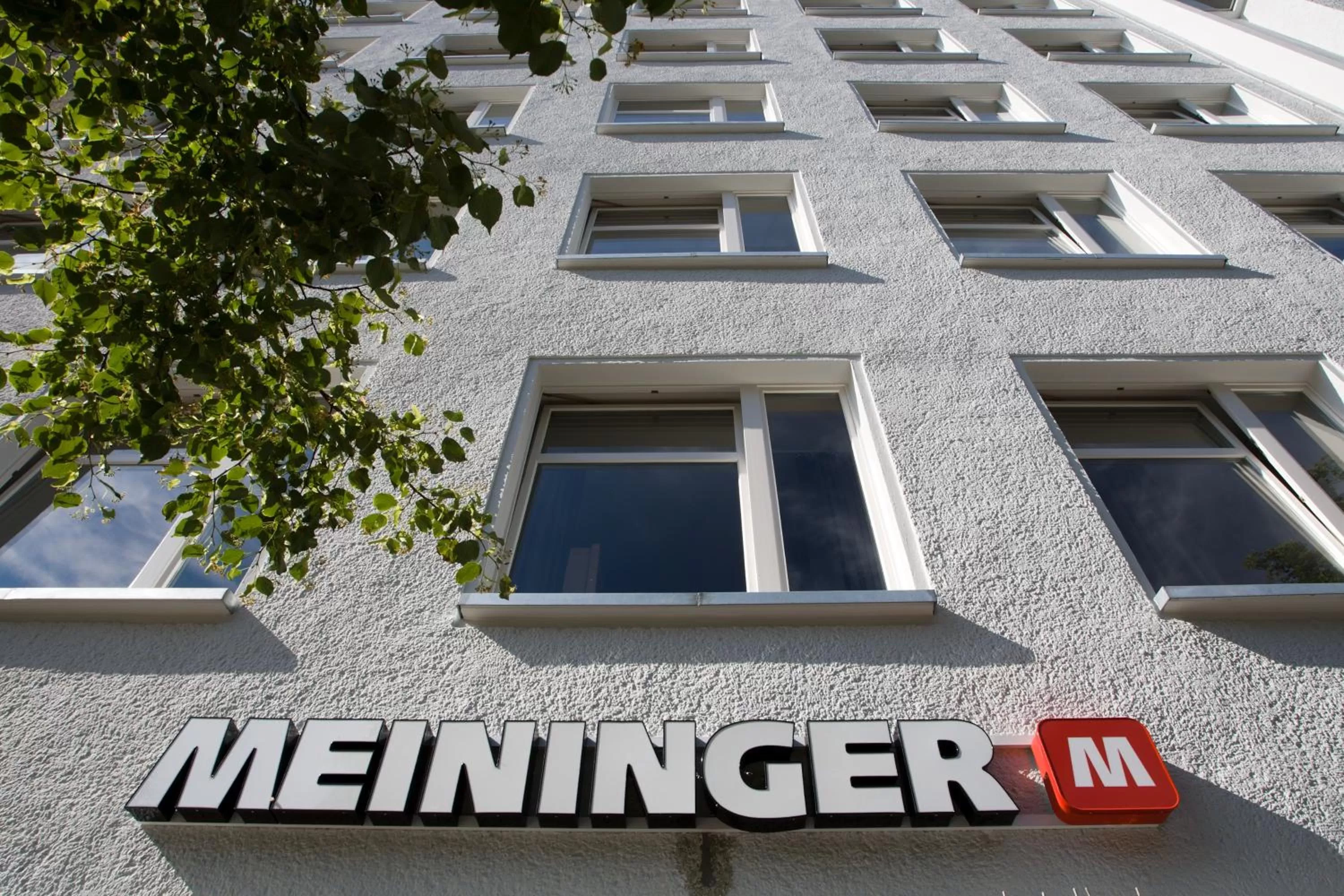 Facade/entrance in MEININGER Hotel Berlin Mitte