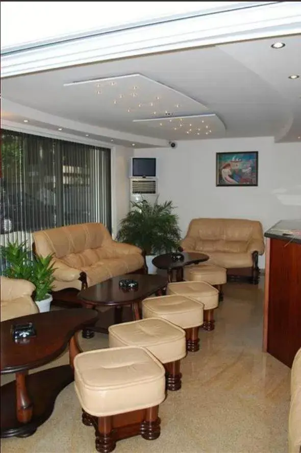 Lounge or bar, Lobby/Reception in Italia Hotel